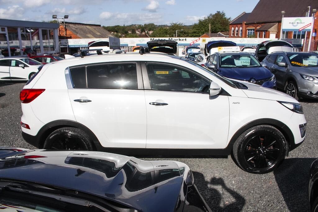2015 Kia Sportage - Thumbnail 11