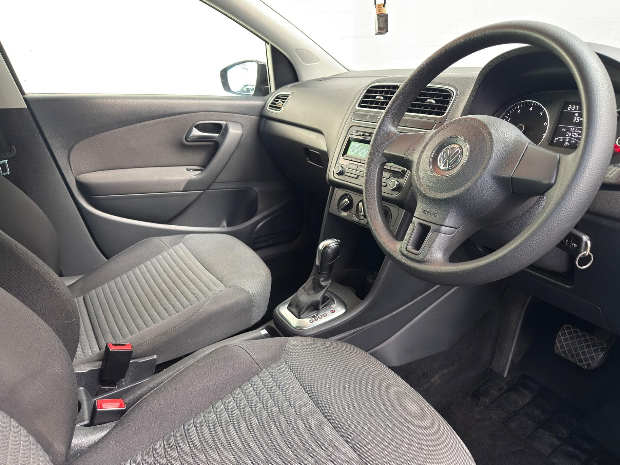 2013 Volkswagen Polo - Thumbnail 12