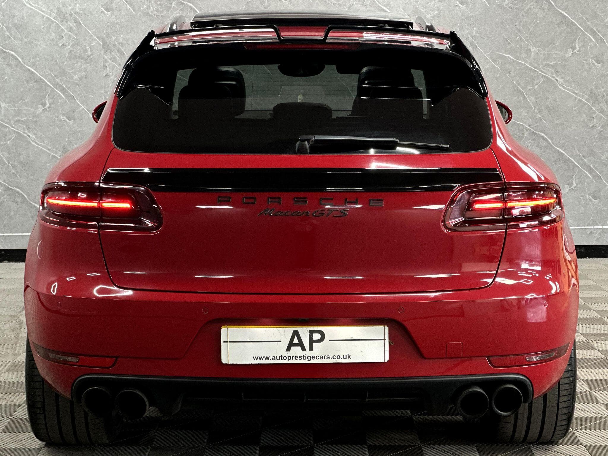 2016 Porsche Macan - Thumbnail 14