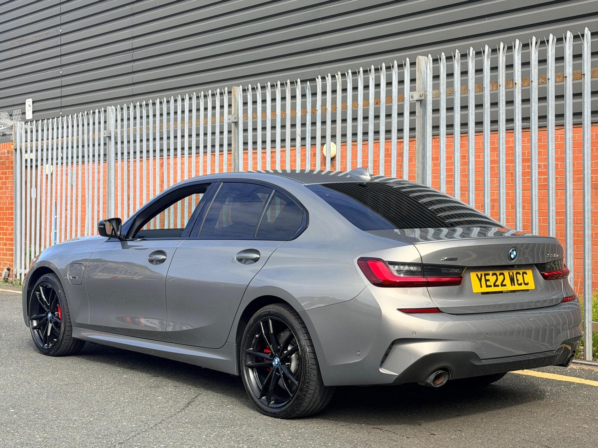 2022 BMW 3 Series - Thumbnail 10