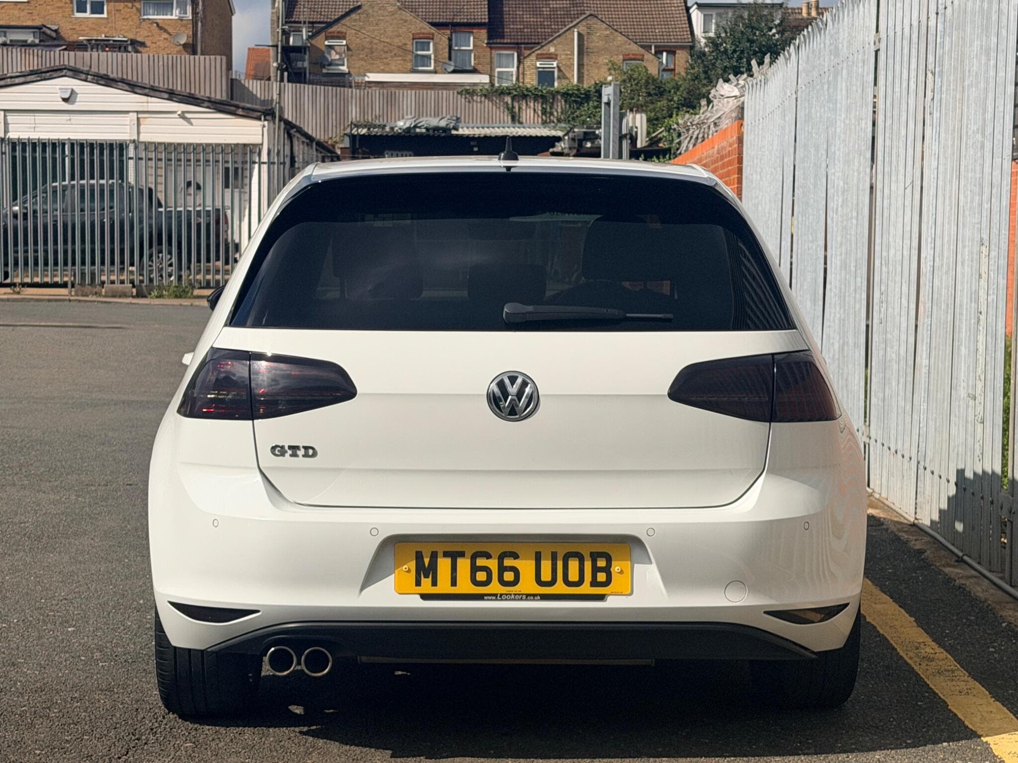 2016 Volkswagen Golf - Thumbnail 11