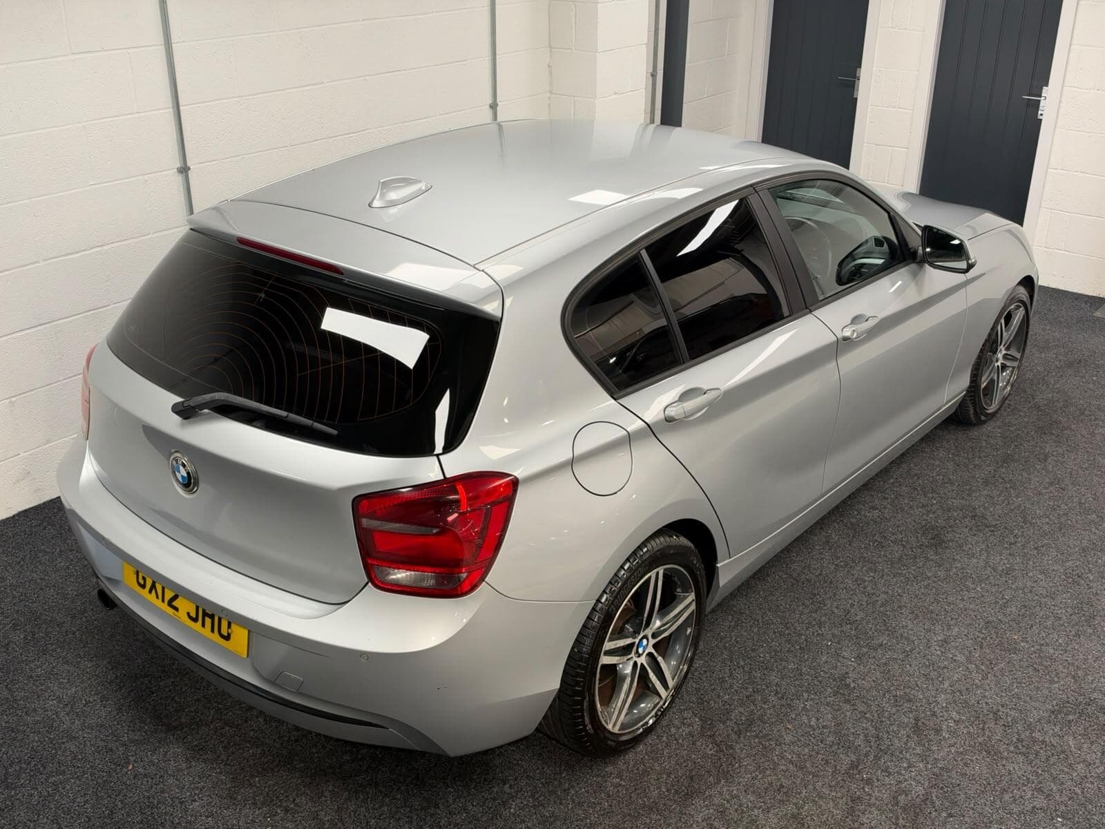 2012 BMW 1 Series - Thumbnail 11