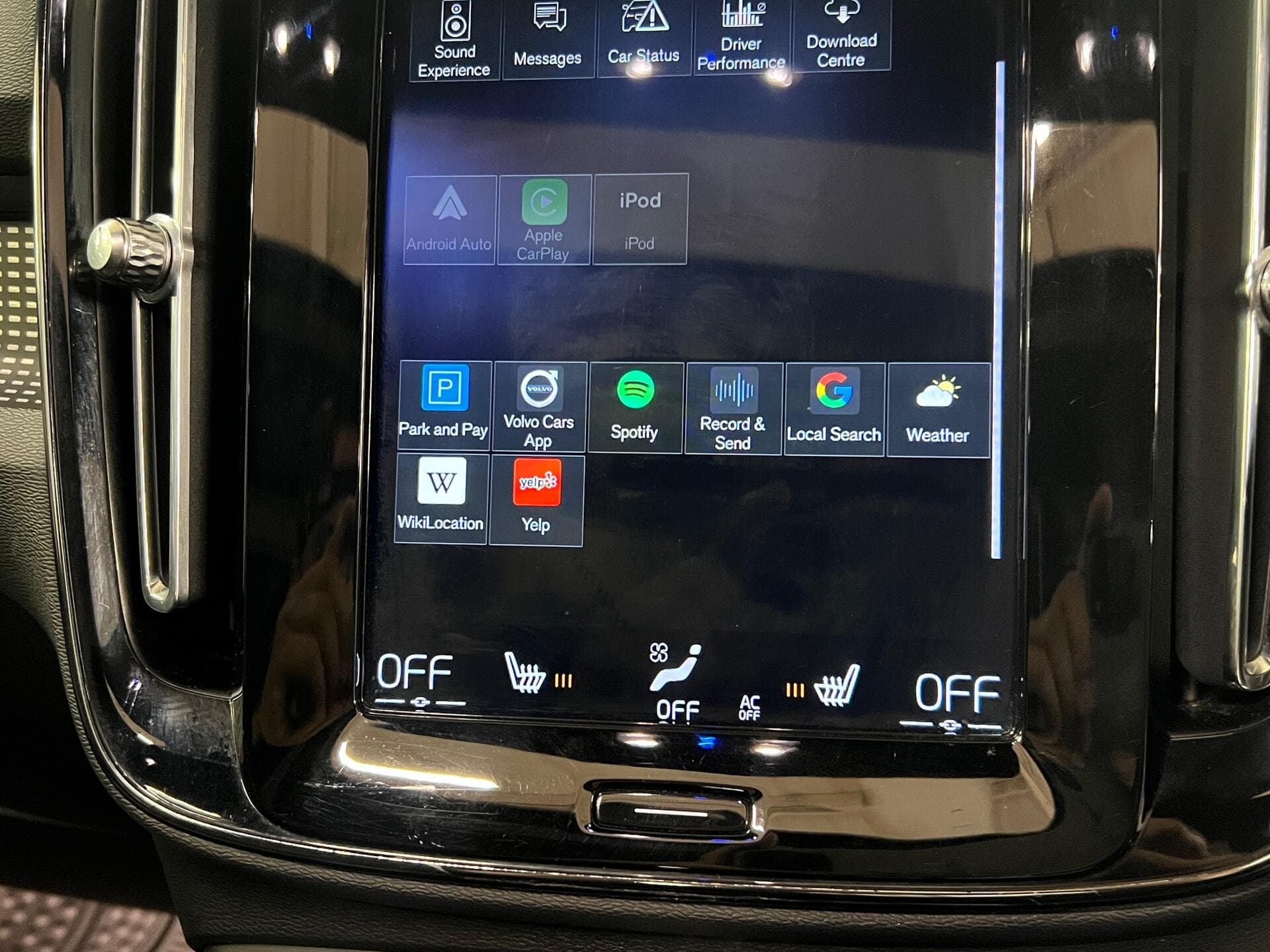 2018 Volvo XC40 - Thumbnail 45