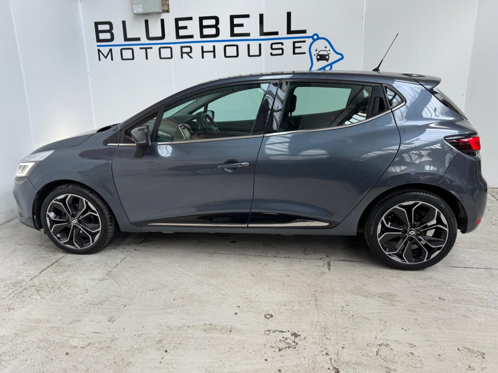 2017 Renault Clio - Thumbnail 8