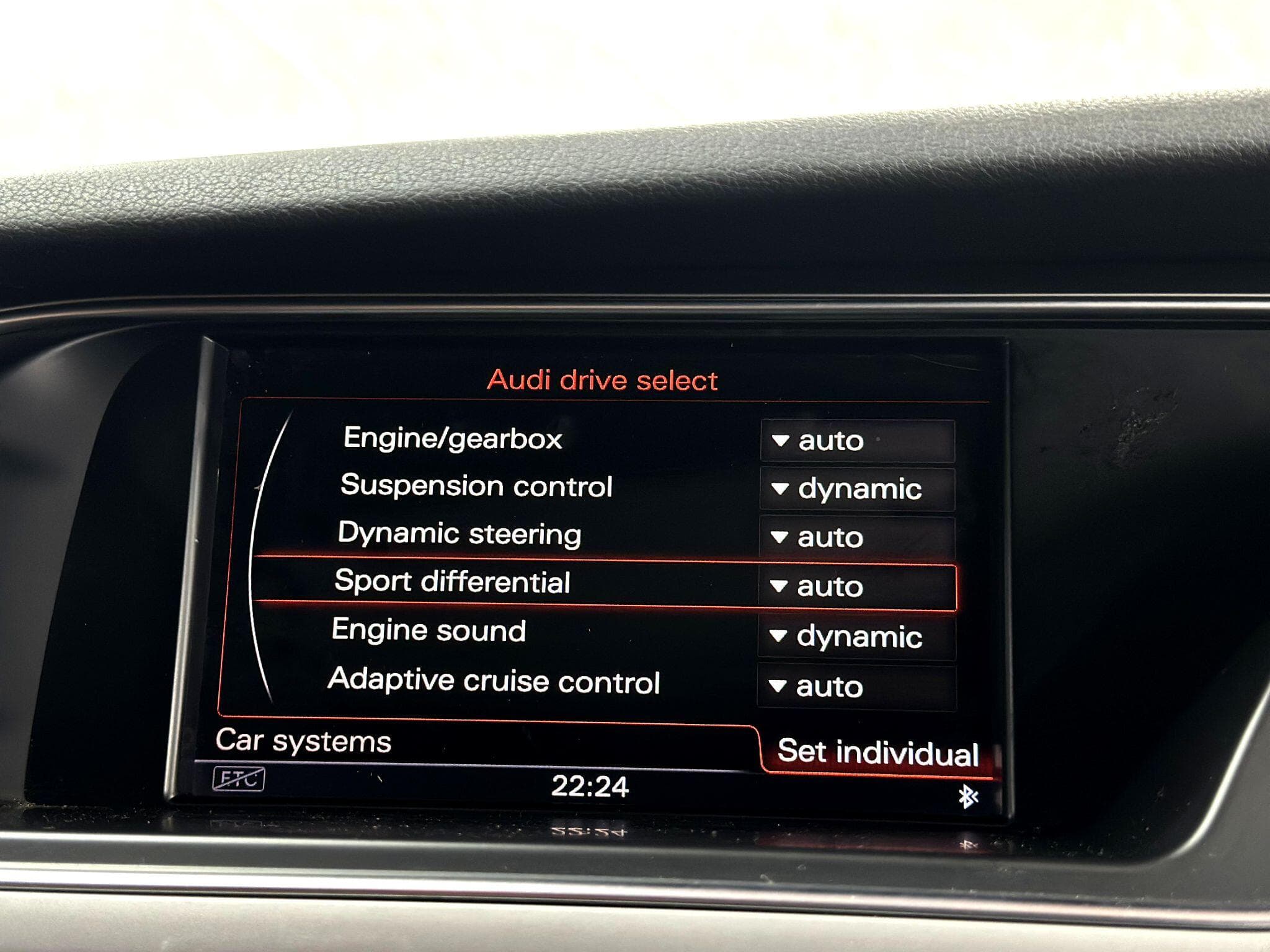 2015 Audi S4 - Thumbnail 43