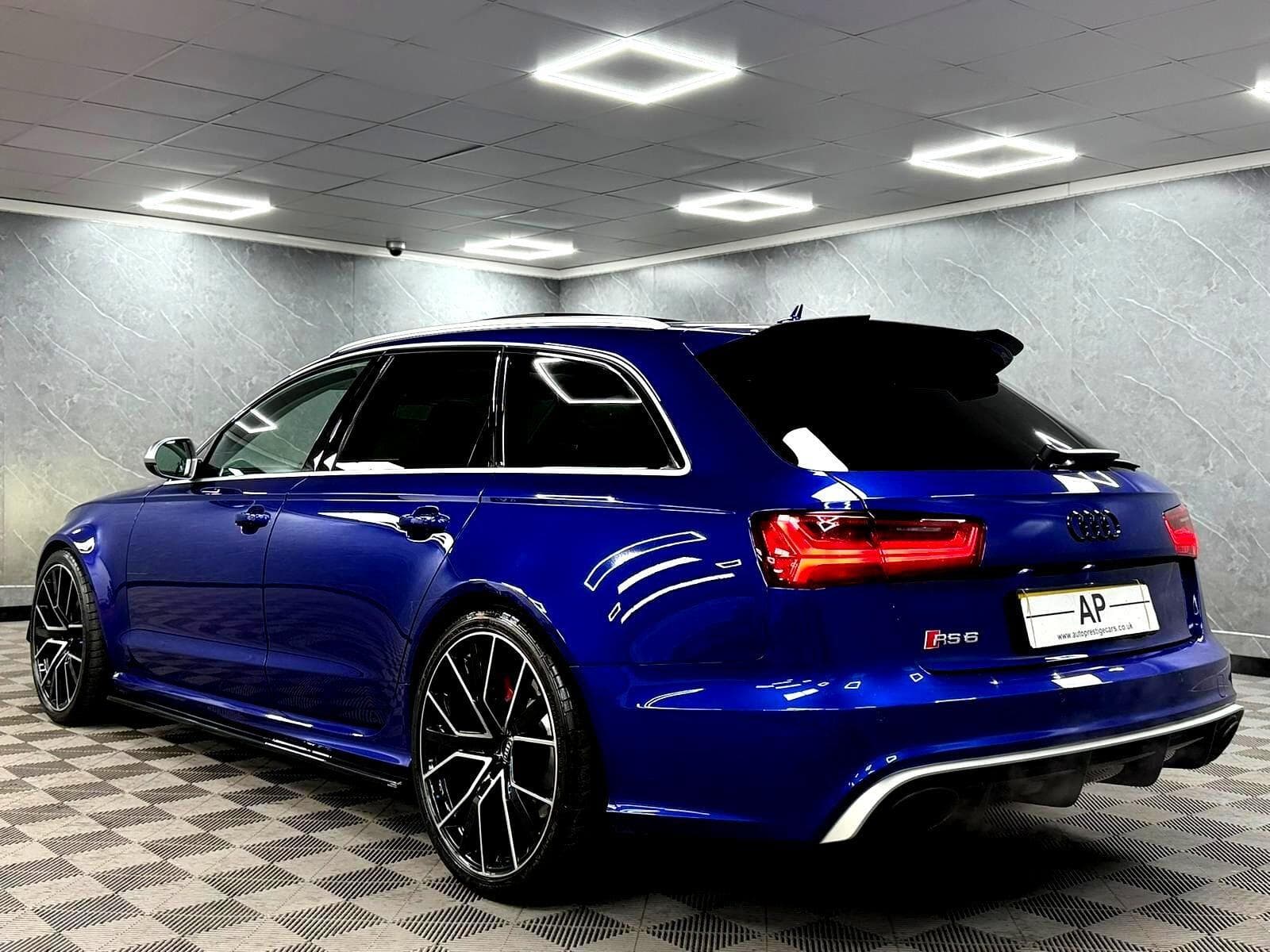 2017 Audi RS6 Avant - Thumbnail 22