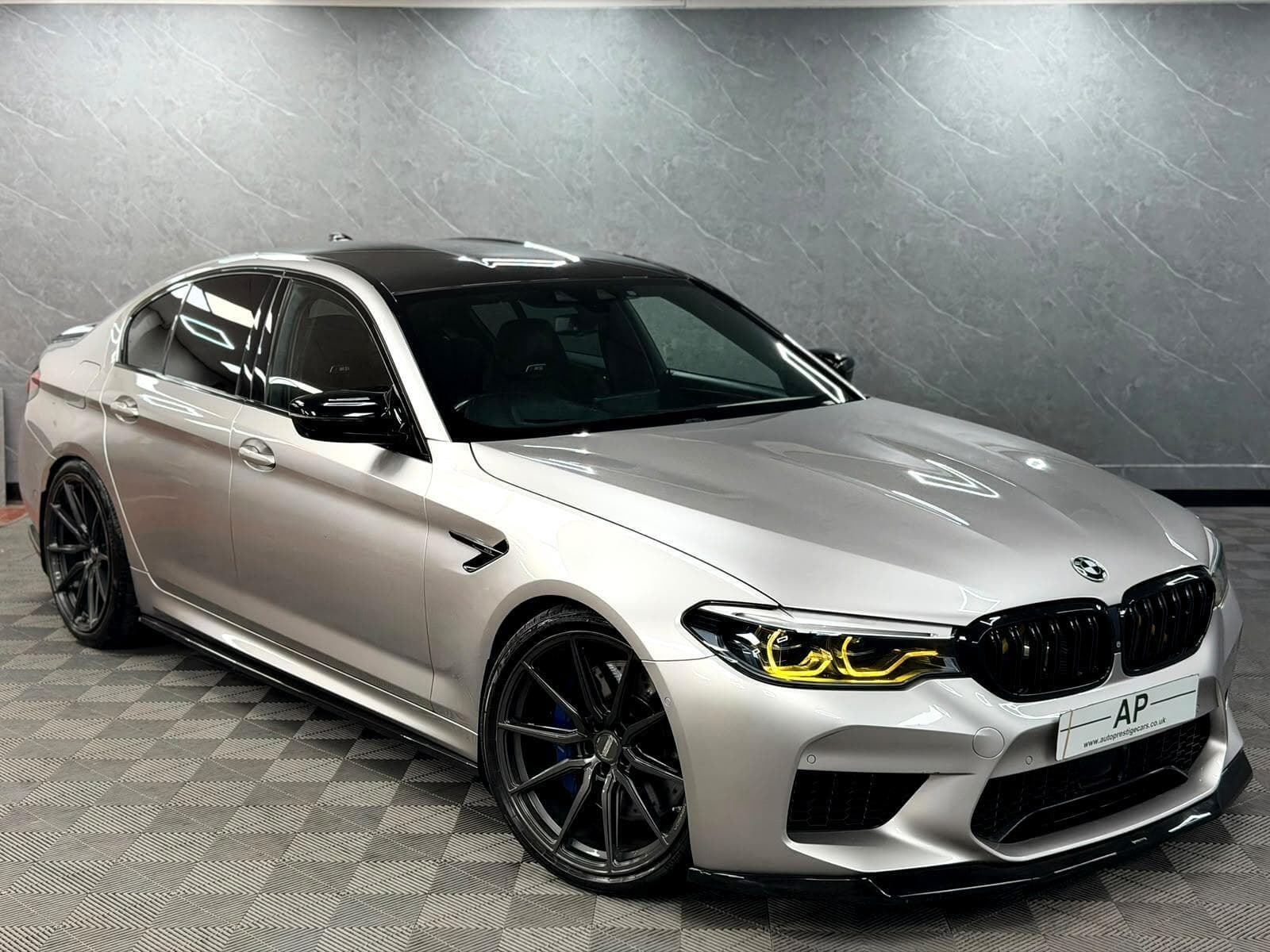 2019 BMW M5 - Thumbnail 32