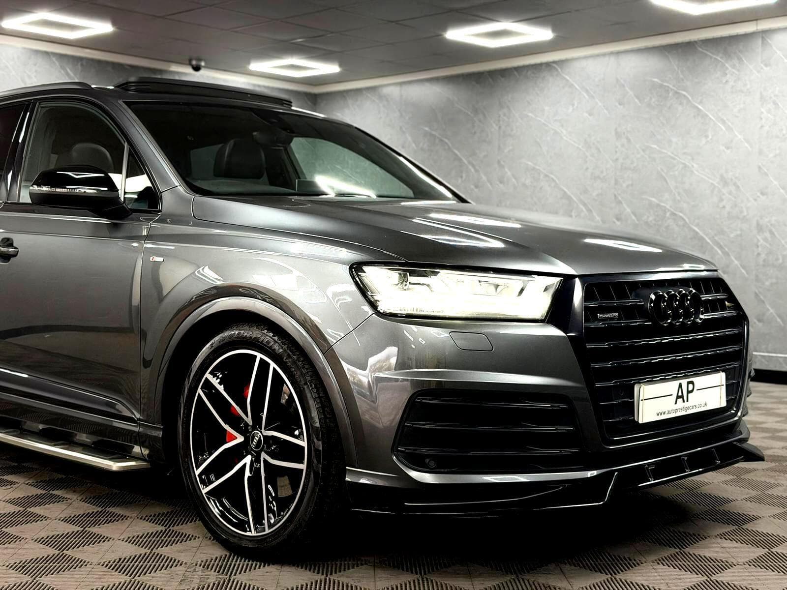 2019 Audi Q7 - Thumbnail 37