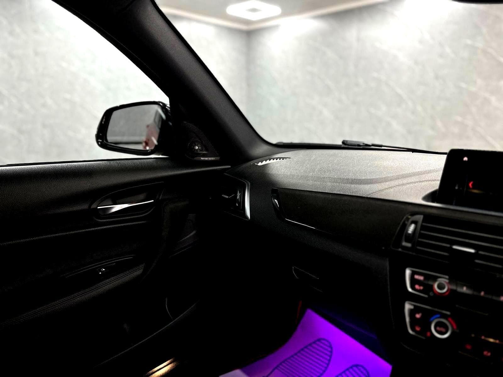 2017 BMW 1 Series - Thumbnail 35