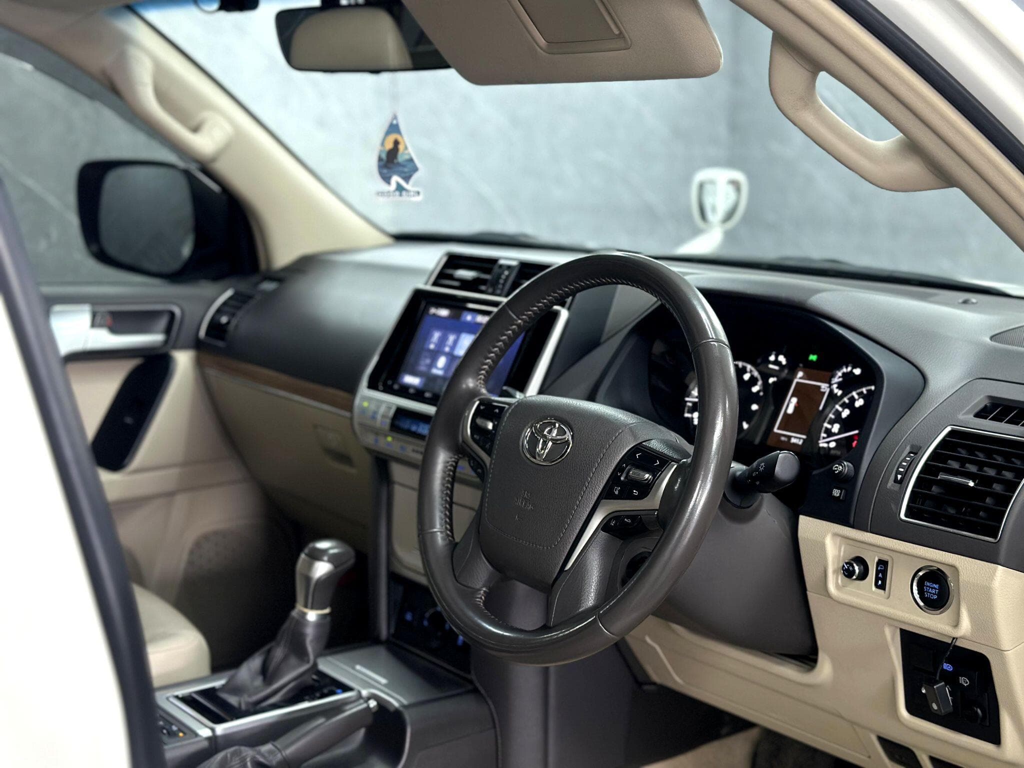 2022 Toyota Land Cruiser - Thumbnail 34