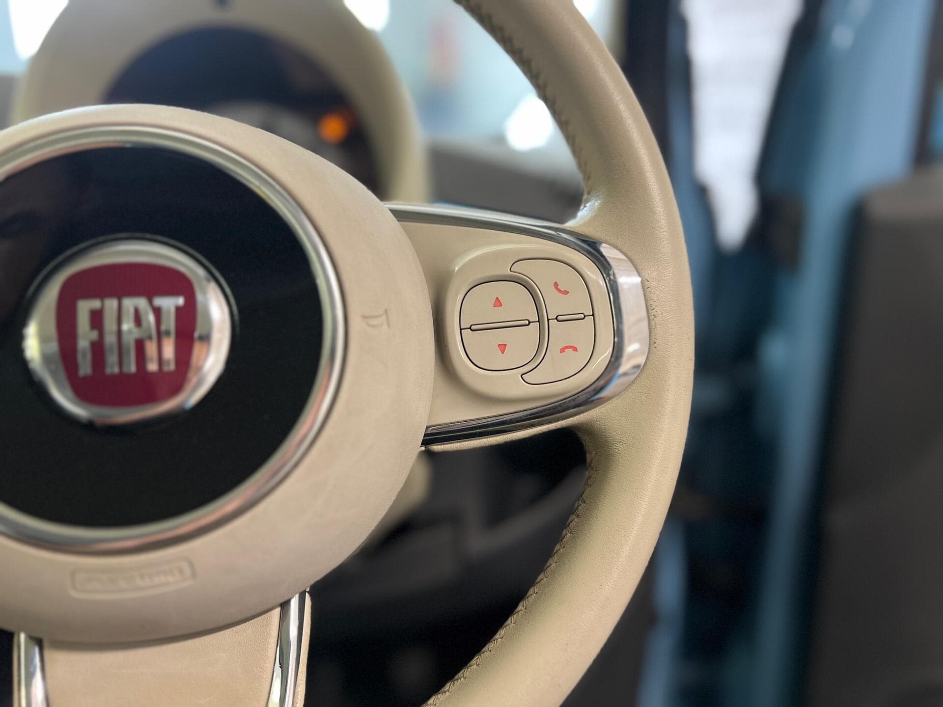 2015 Fiat 500 - Thumbnail 24