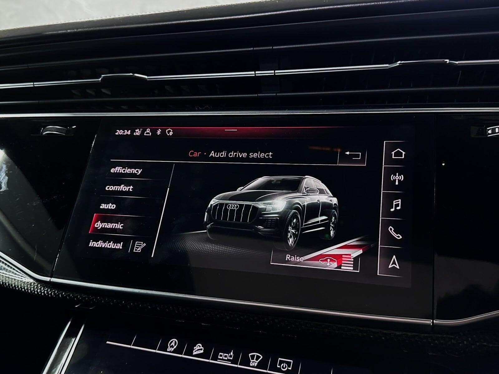 2019 Audi SQ8 - Thumbnail 23