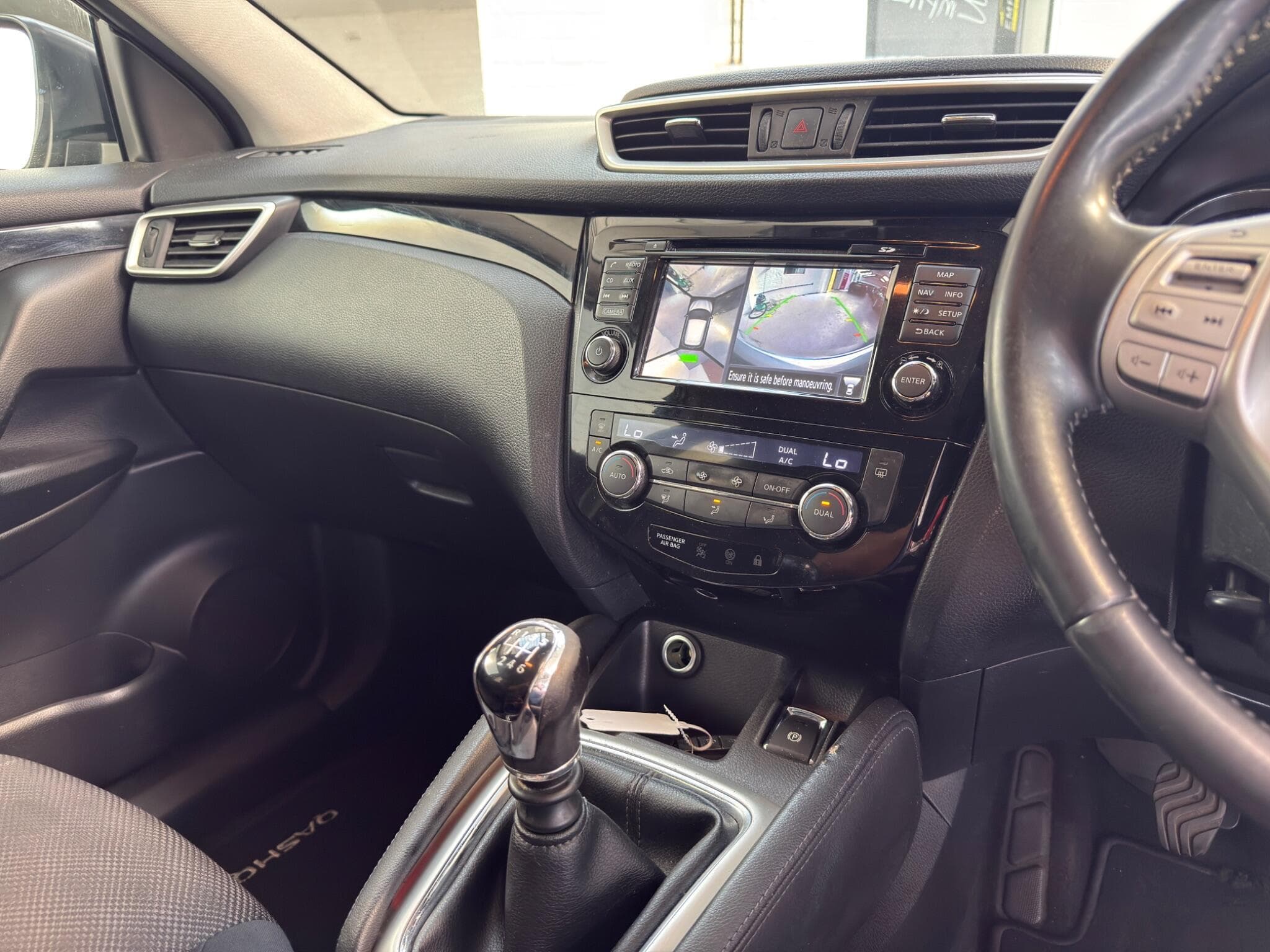 2015 Nissan Qashqai - Thumbnail 9