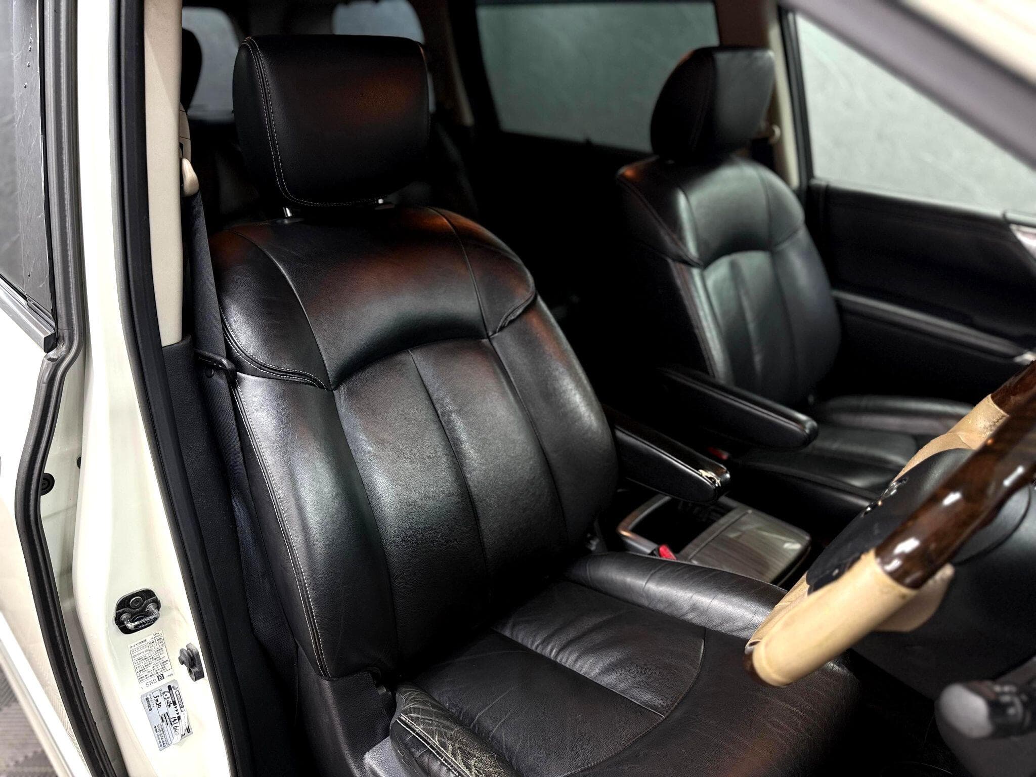 2014 Nissan Elgrand - Thumbnail 37