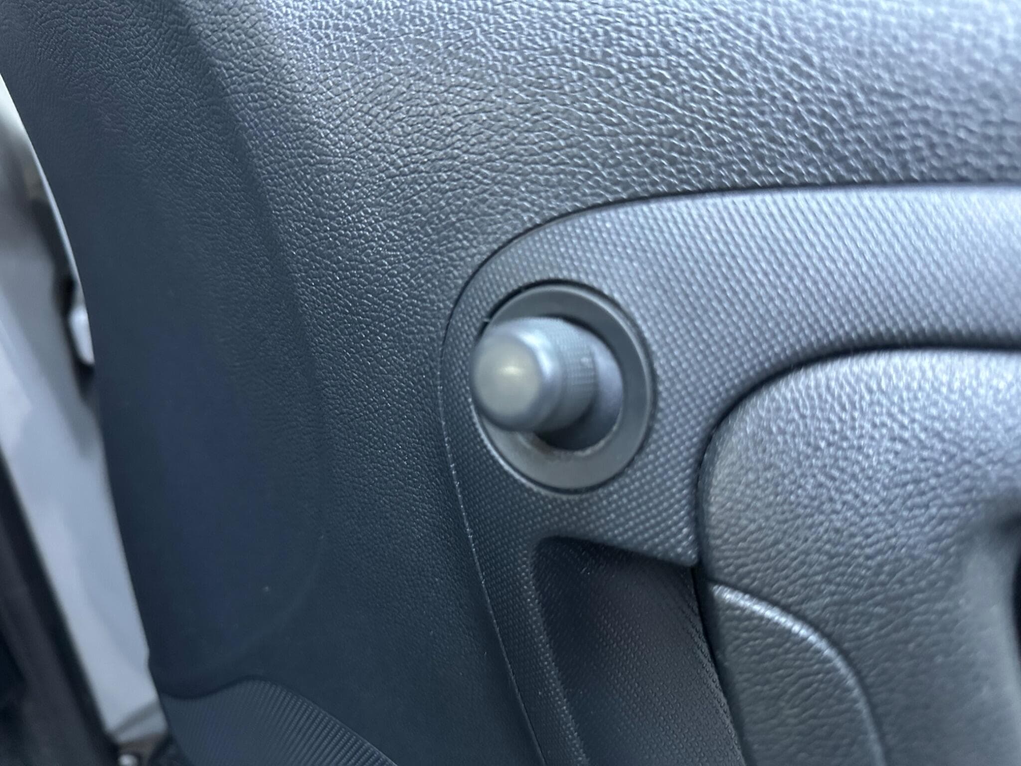 2013 Skoda Fabia - Thumbnail 15