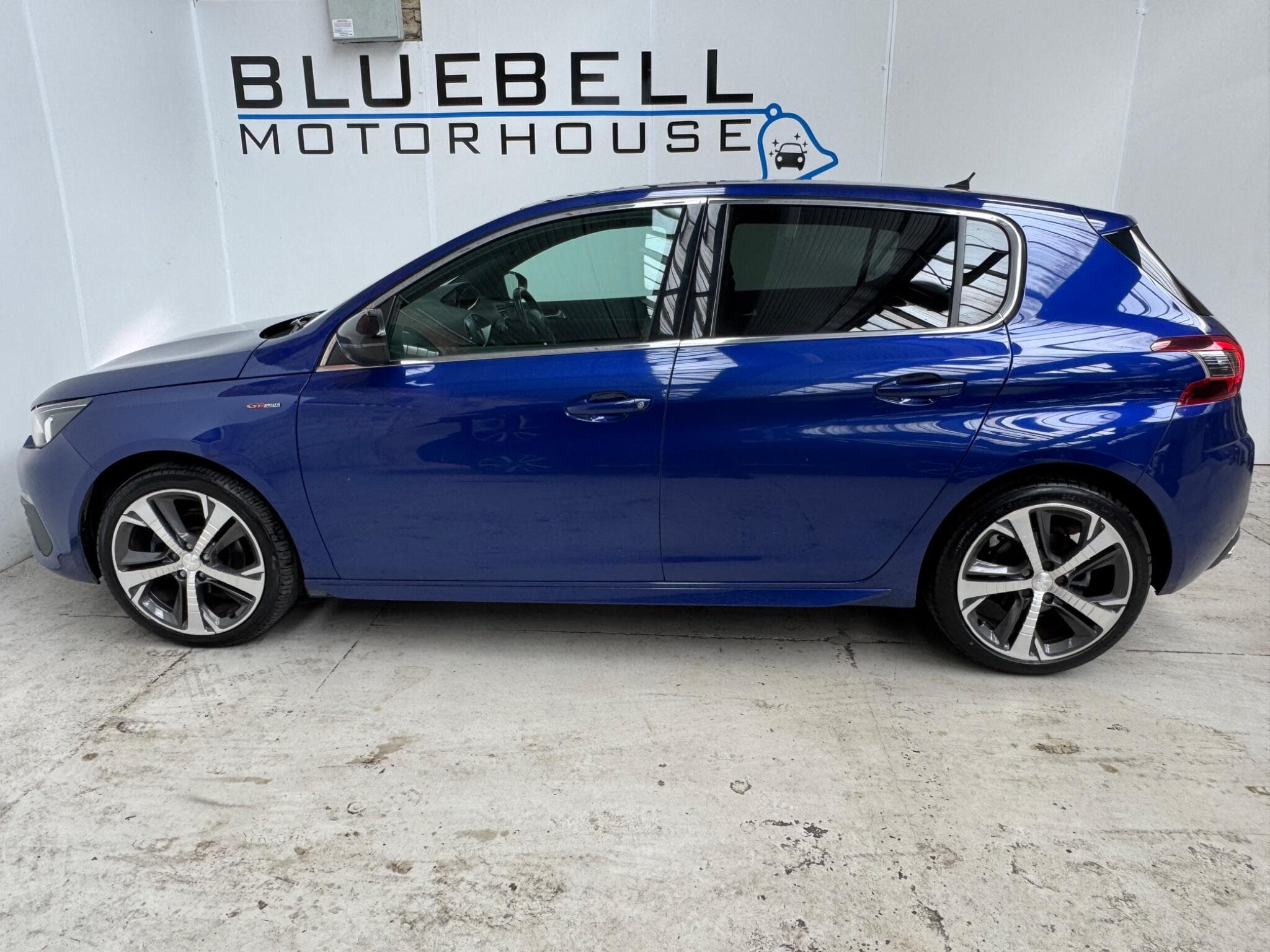 2018 Peugeot 308 - Thumbnail 8