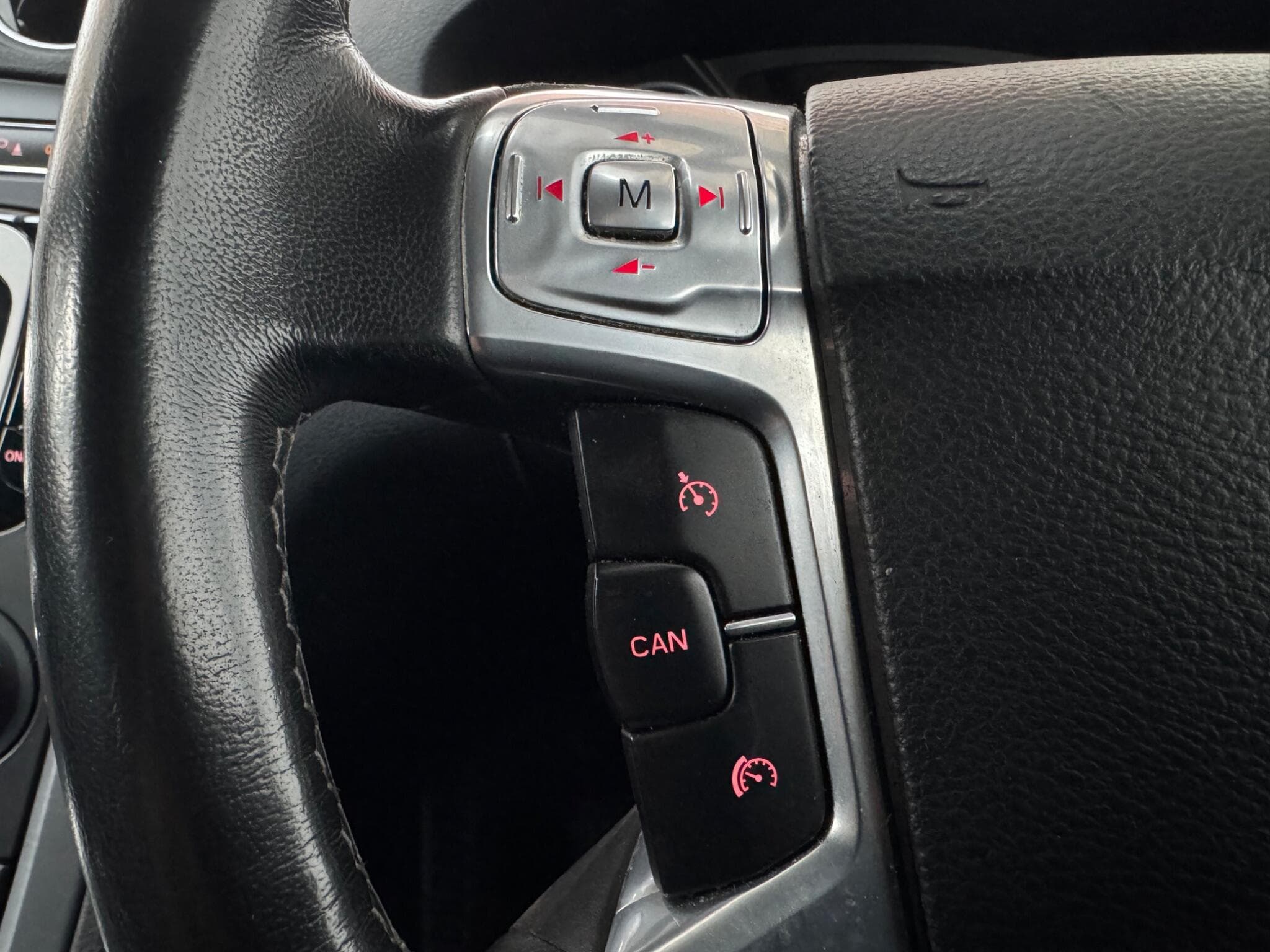 2011 Ford Mondeo - Thumbnail 19