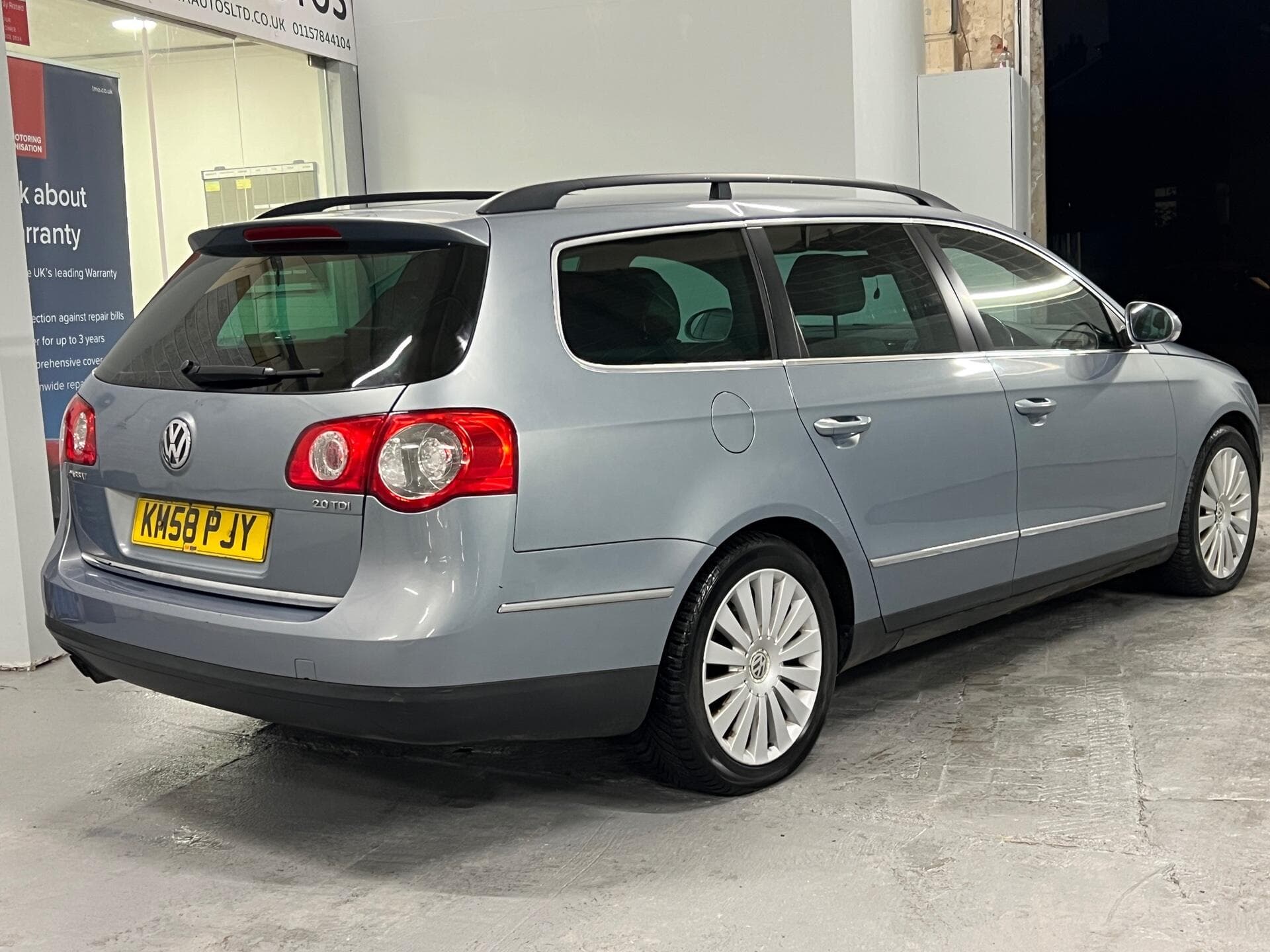 2009 Volkswagen Passat - Thumbnail 8