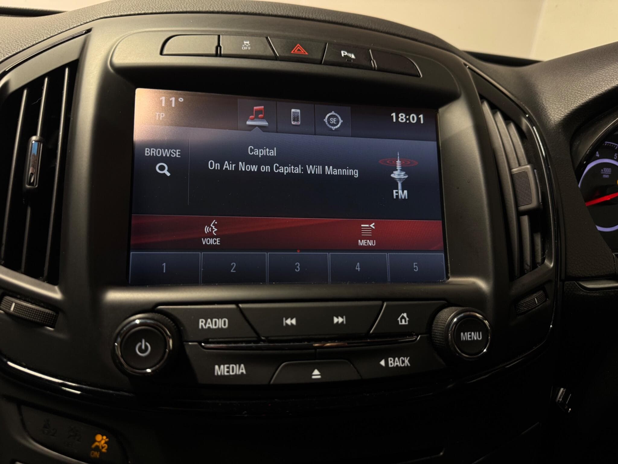 2015 Vauxhall Insignia - Thumbnail 16