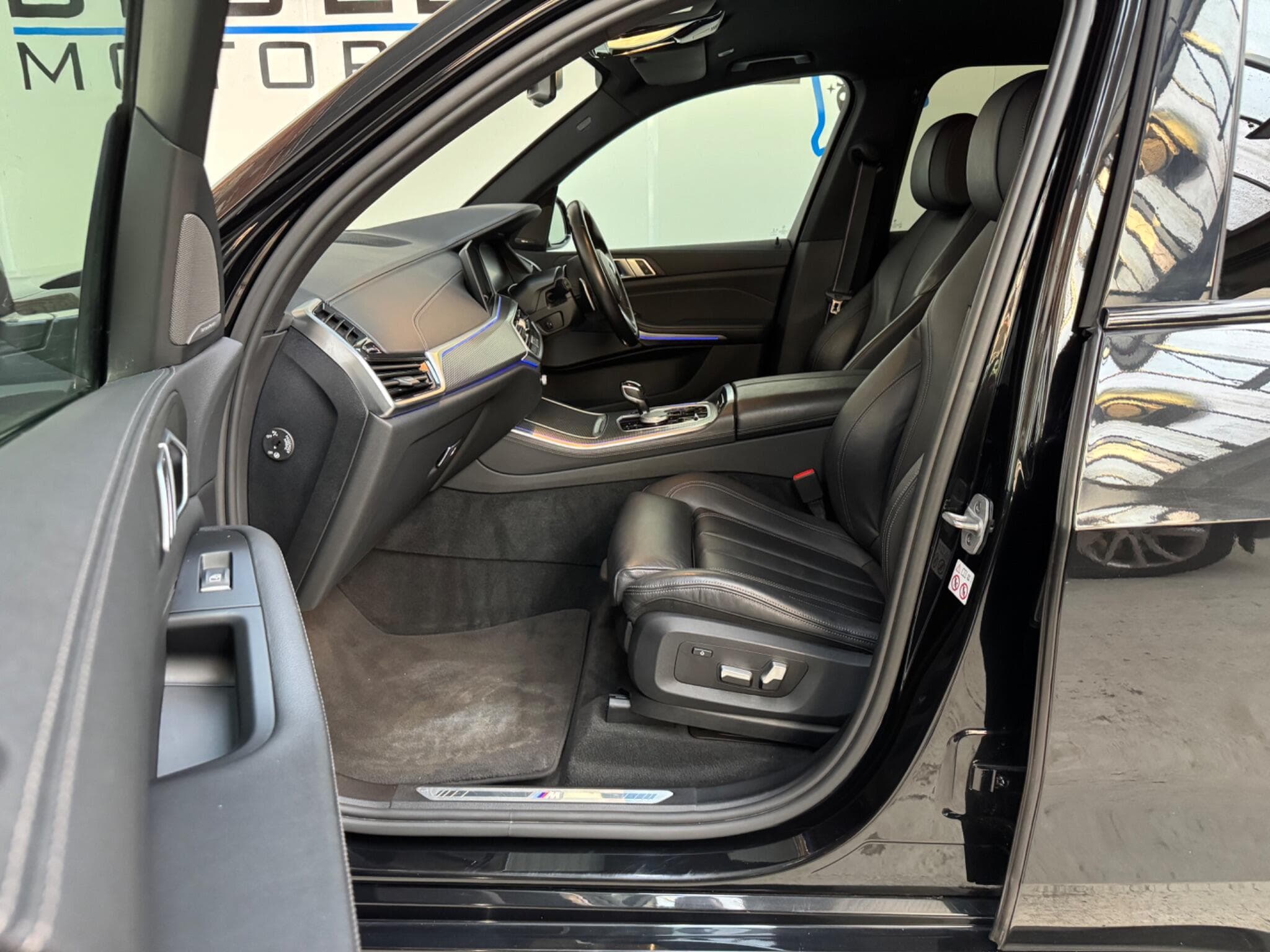 2020 BMW X5 - Thumbnail 10