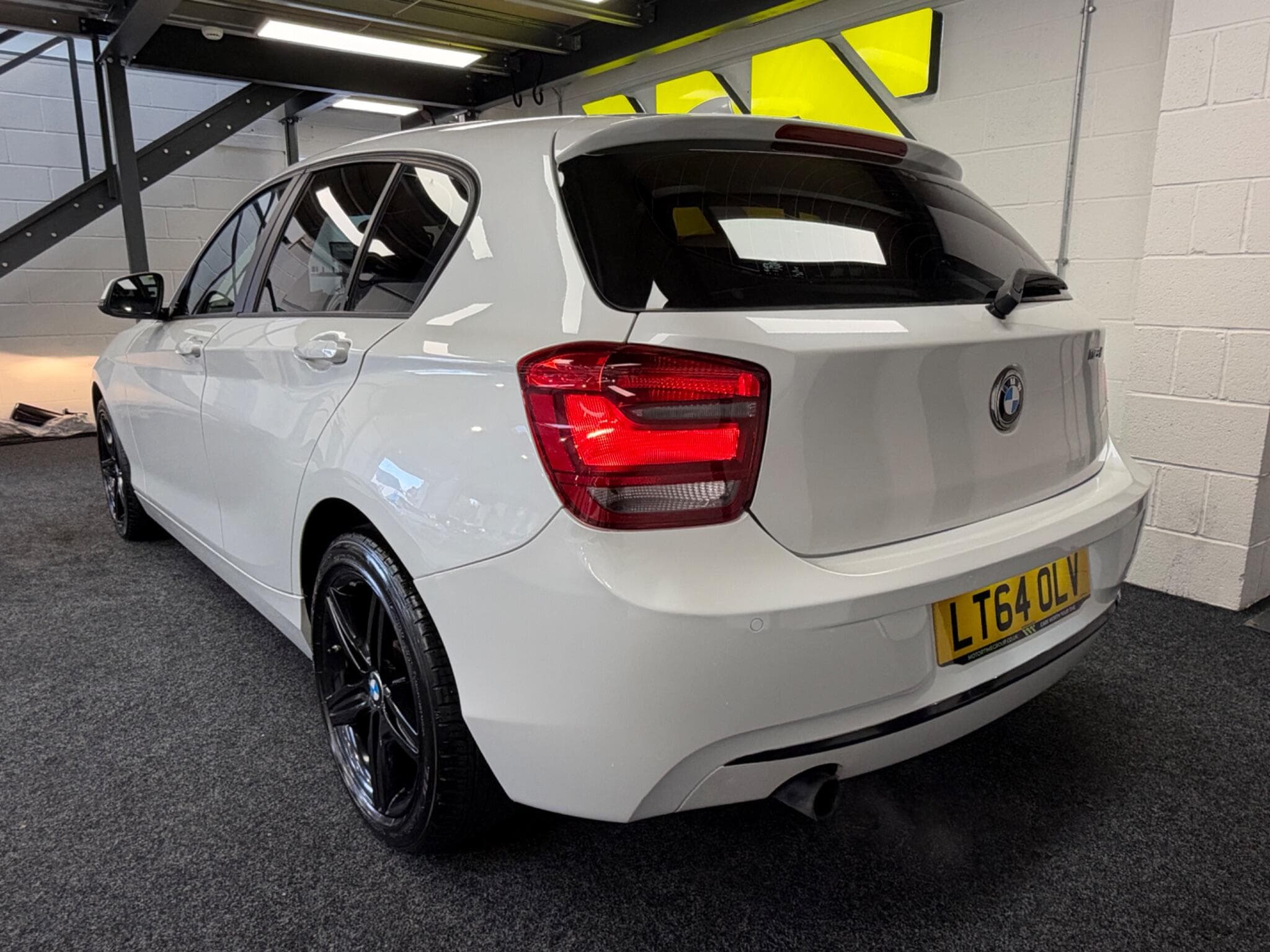 2014 BMW 1 Series - Thumbnail 4