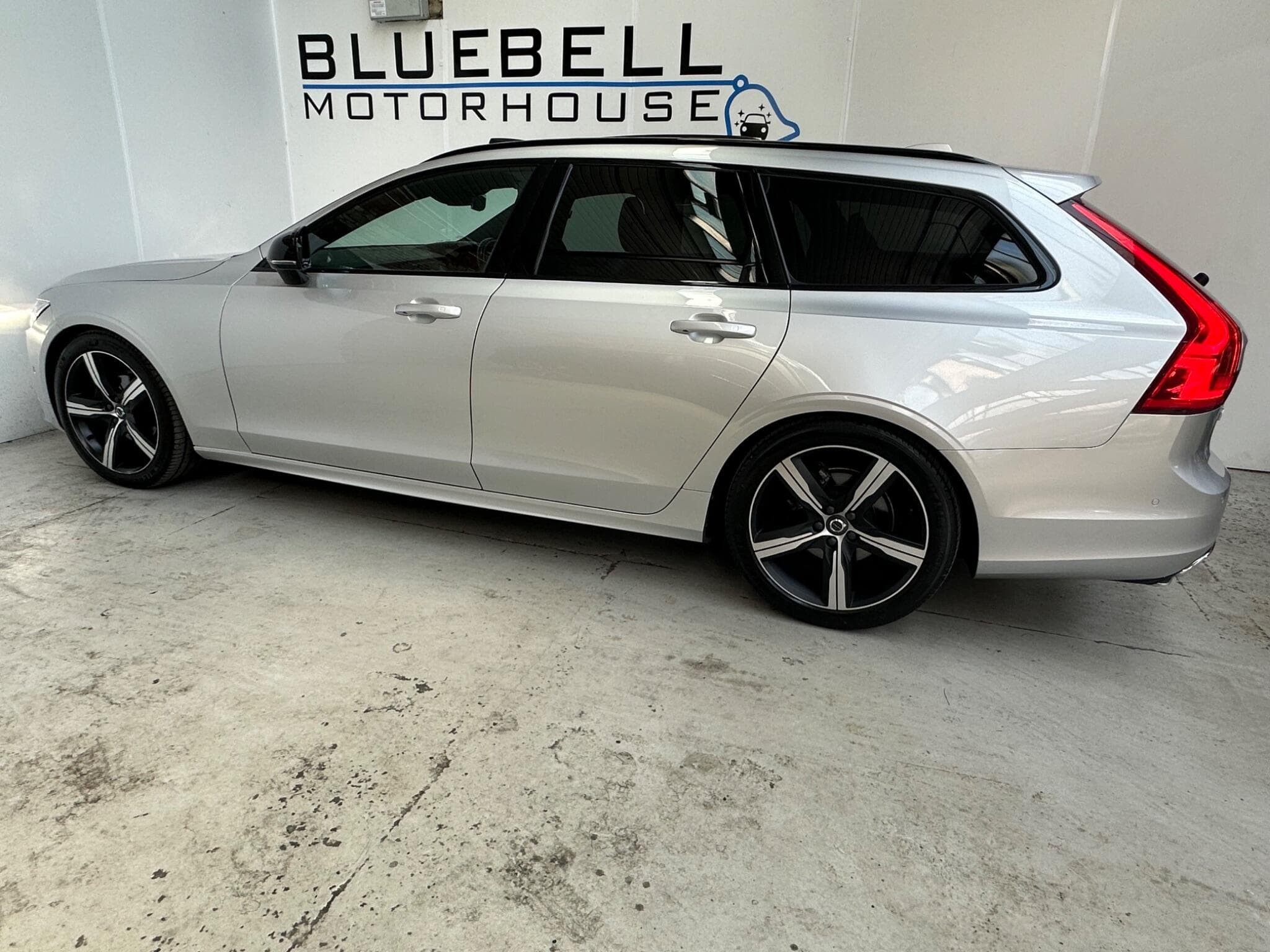 2020 Volvo V90 - Thumbnail 8