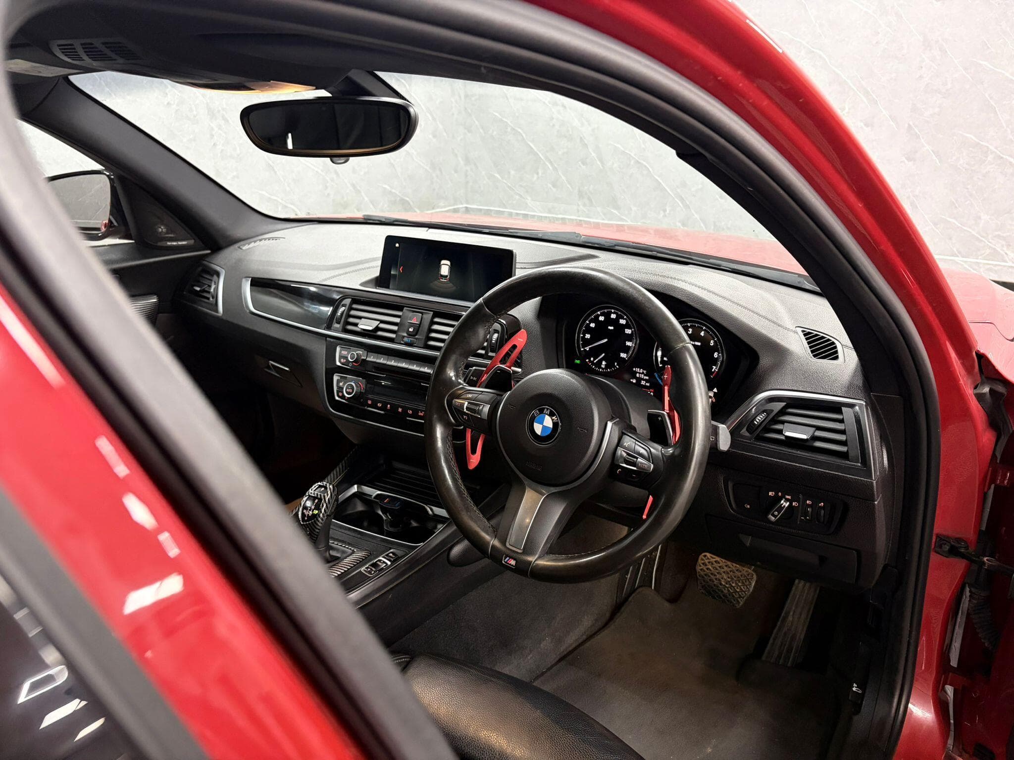 2018 BMW 1 Series - Thumbnail 30