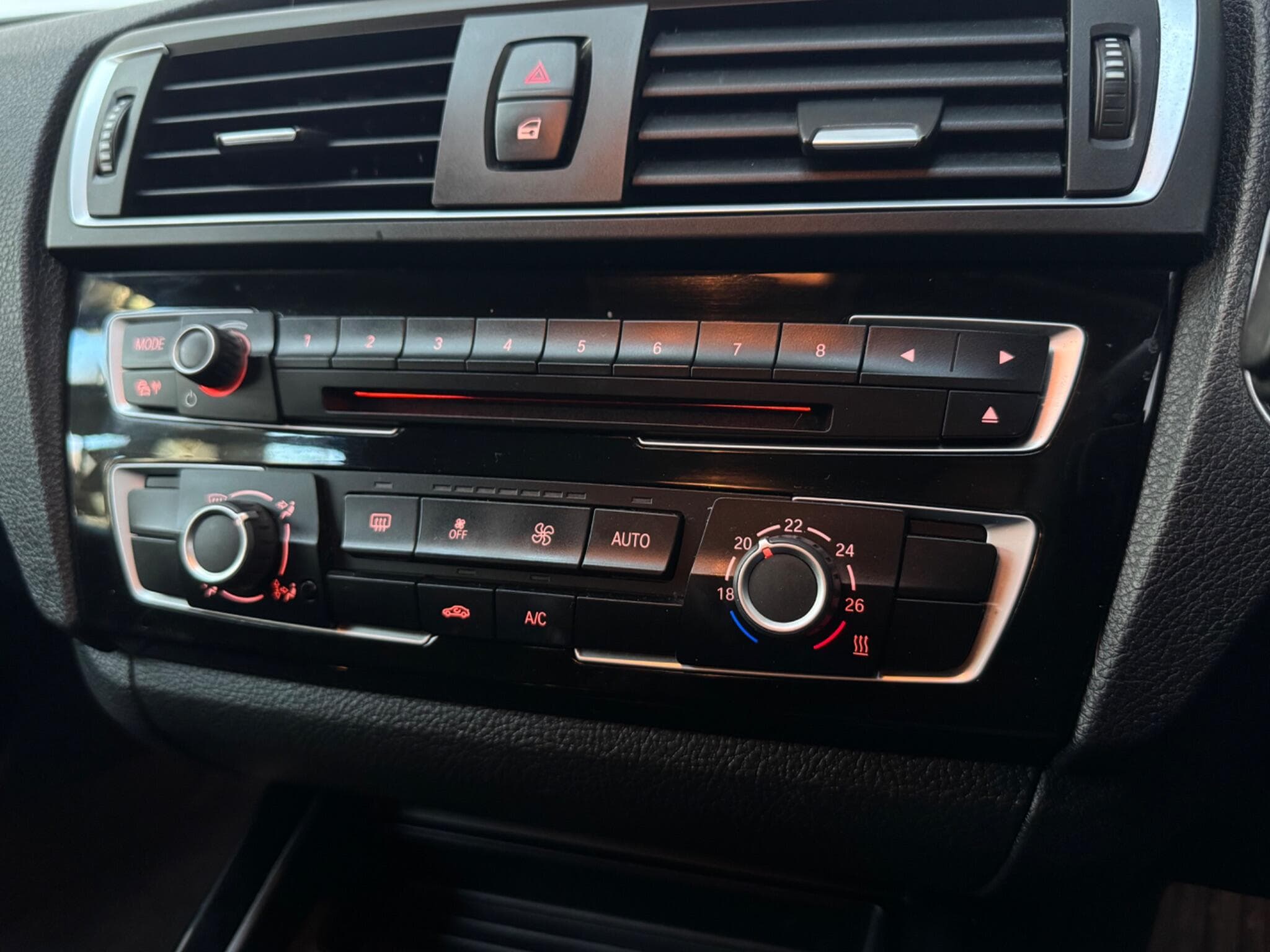 2016 BMW 2 Series - Thumbnail 16