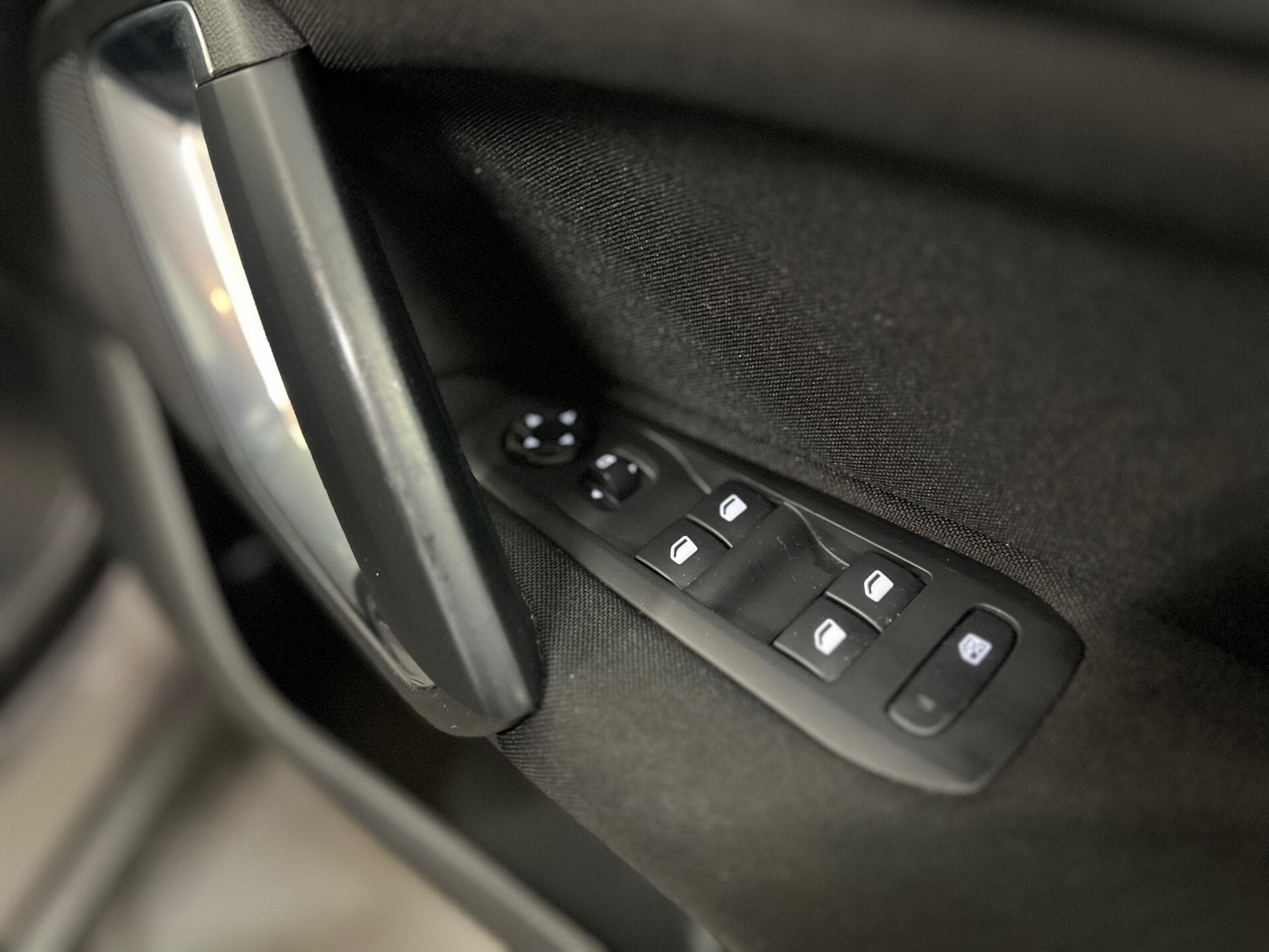 2017 Peugeot 308 SW - Thumbnail 27