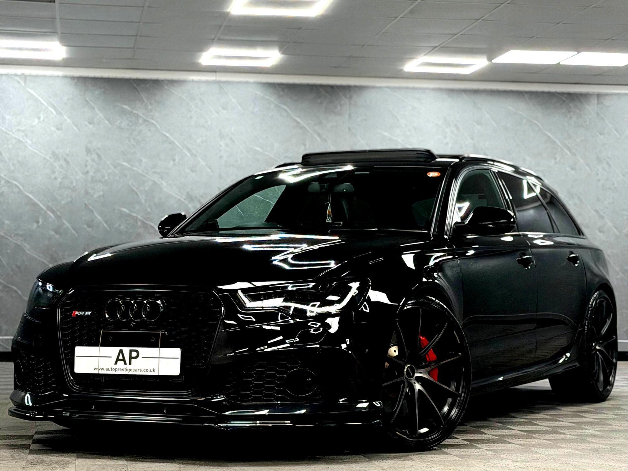 2016 Audi RS6 Avant - Thumbnail 8