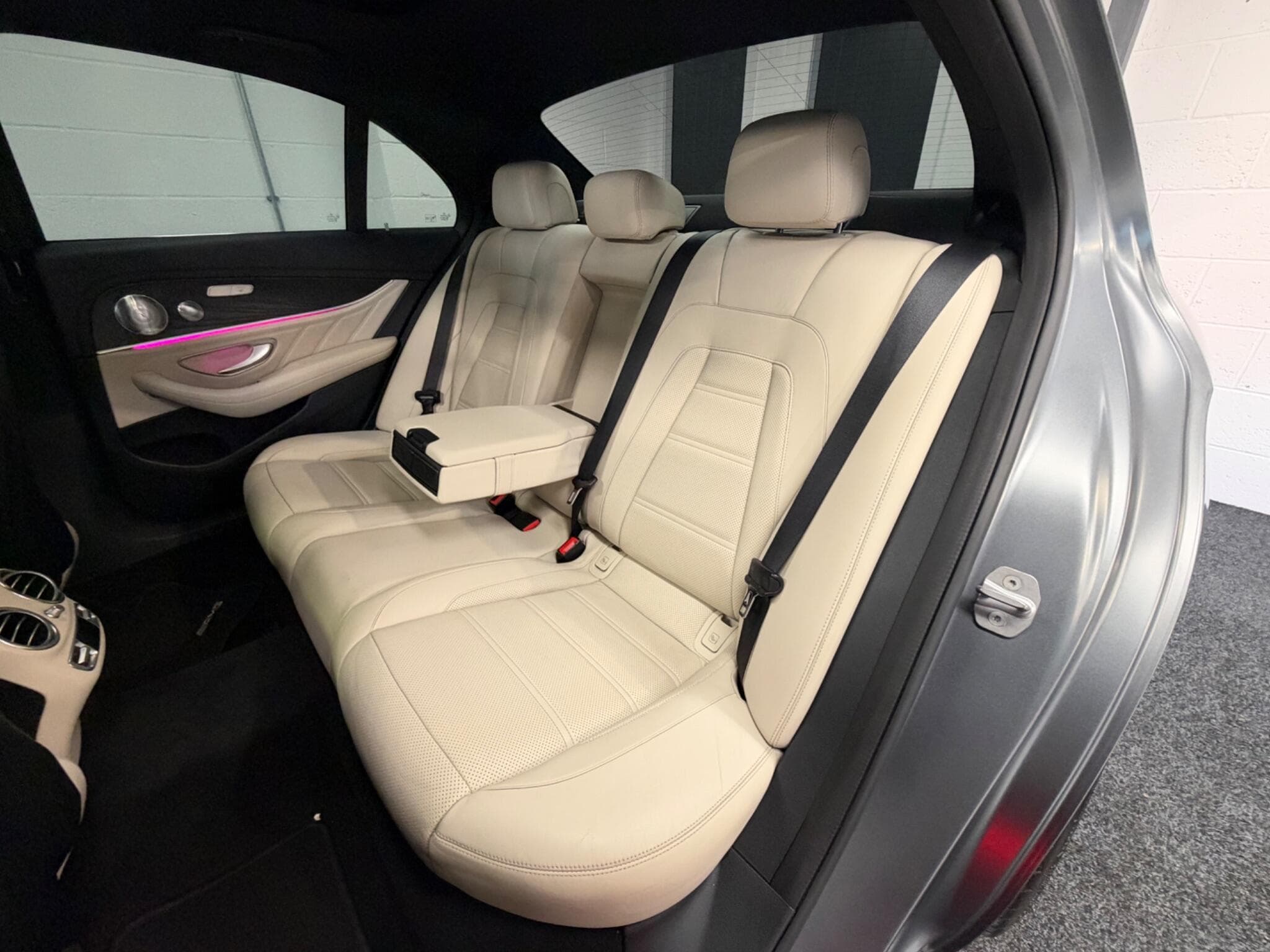 2017 Mercedes-Benz E Class - Thumbnail 34