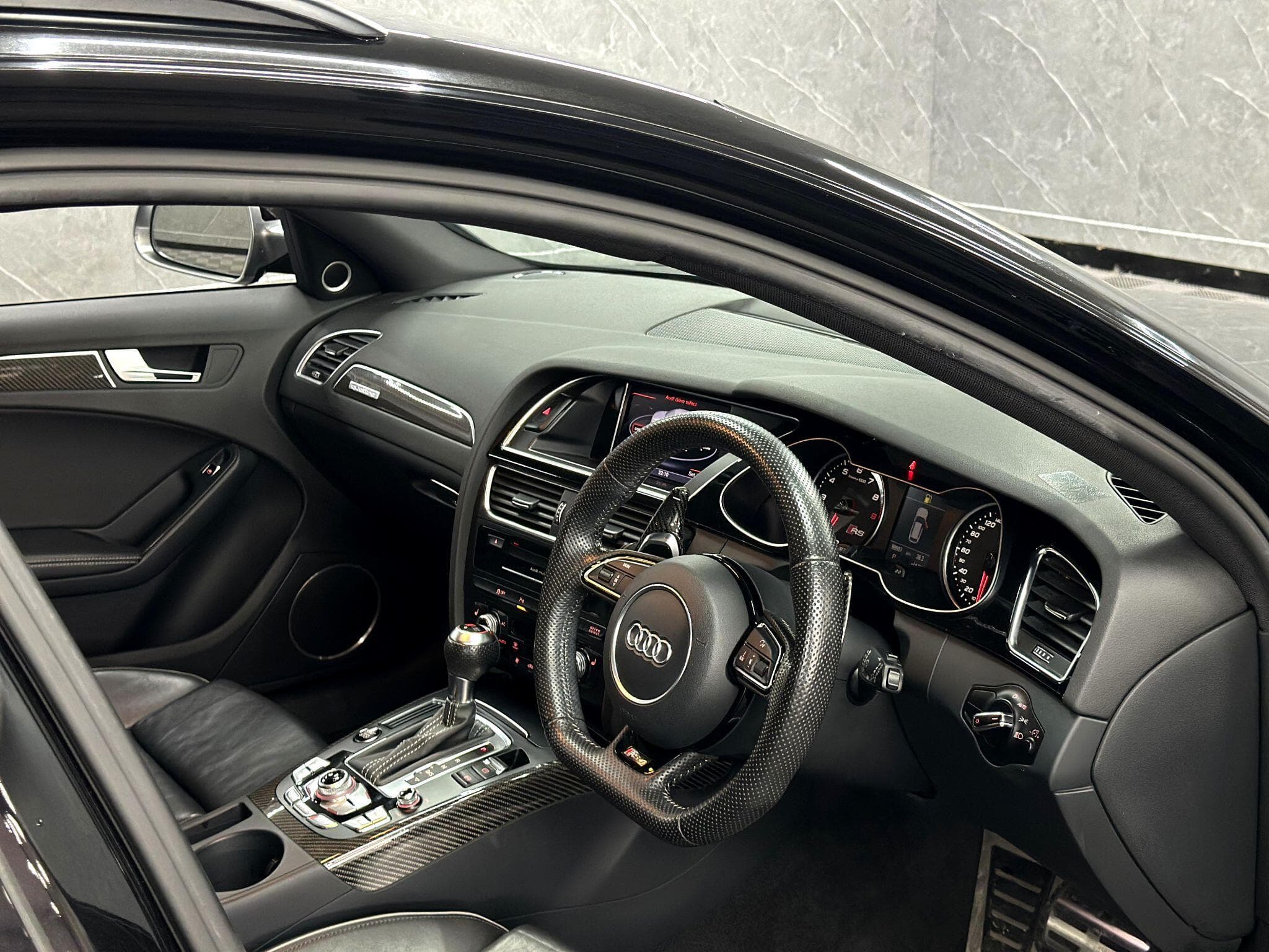 2013 Audi RS4 Avant - Thumbnail 42