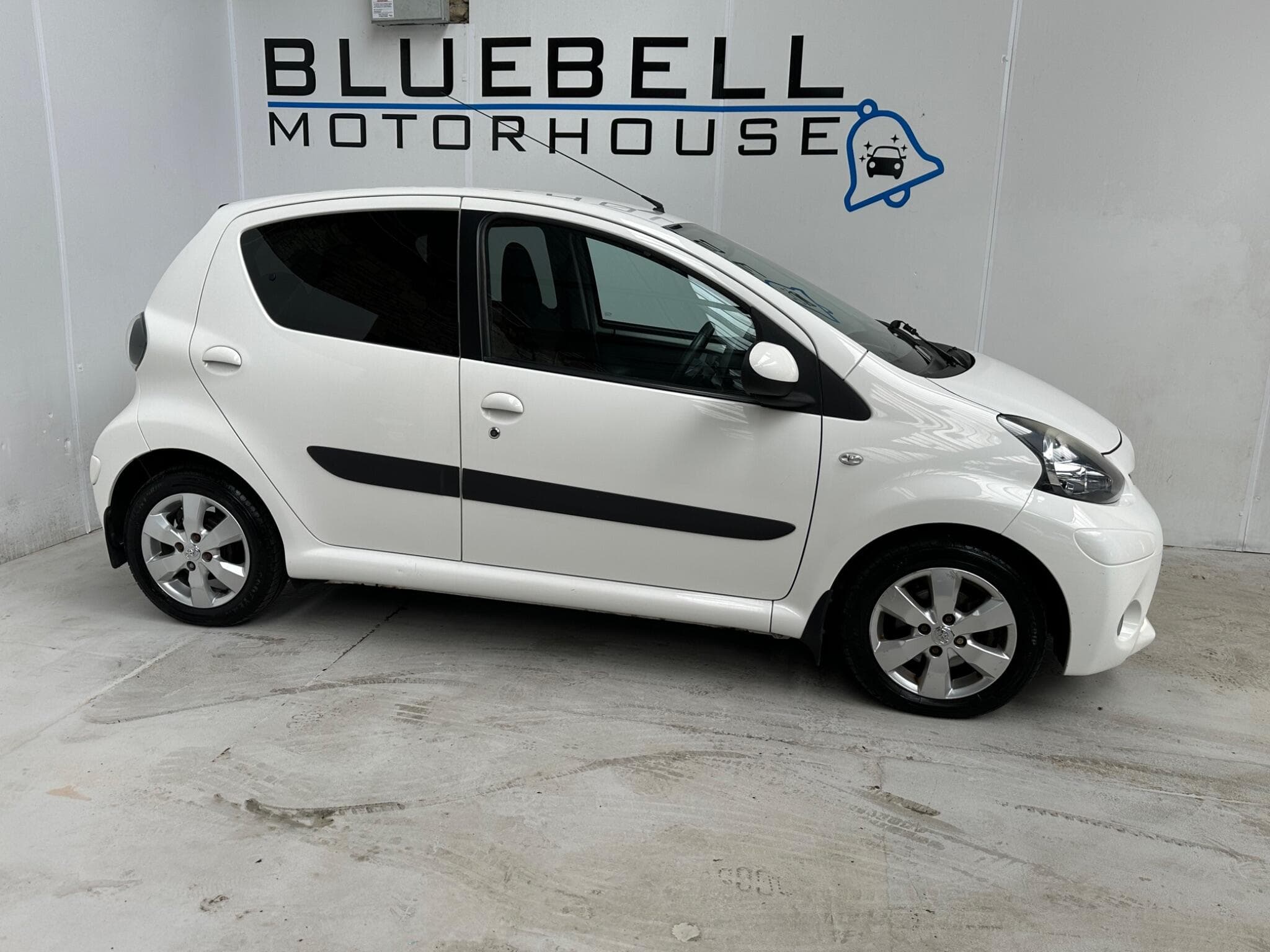 2012 Toyota AYGO - Thumbnail 8