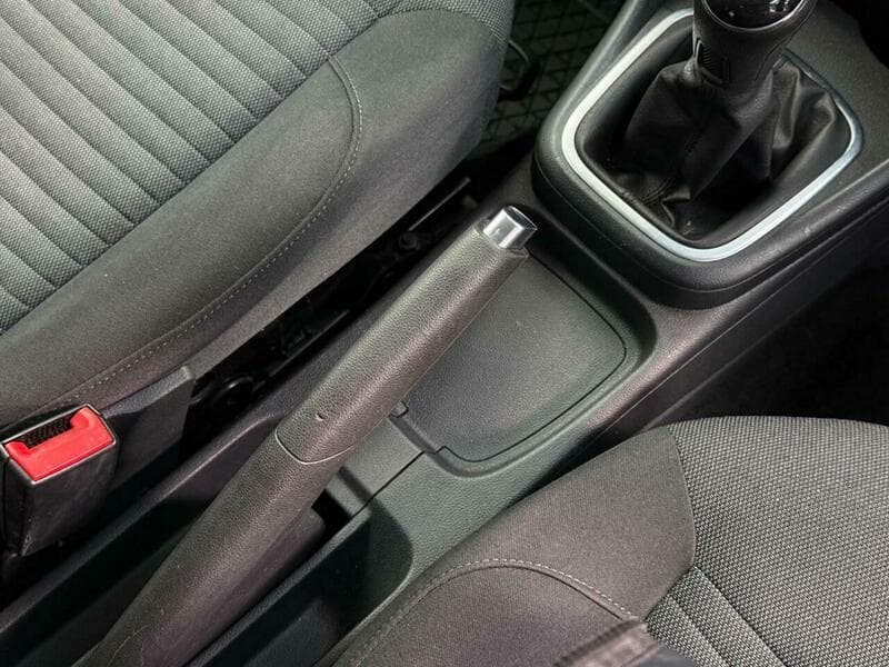 2014 Volkswagen Polo - Thumbnail 35
