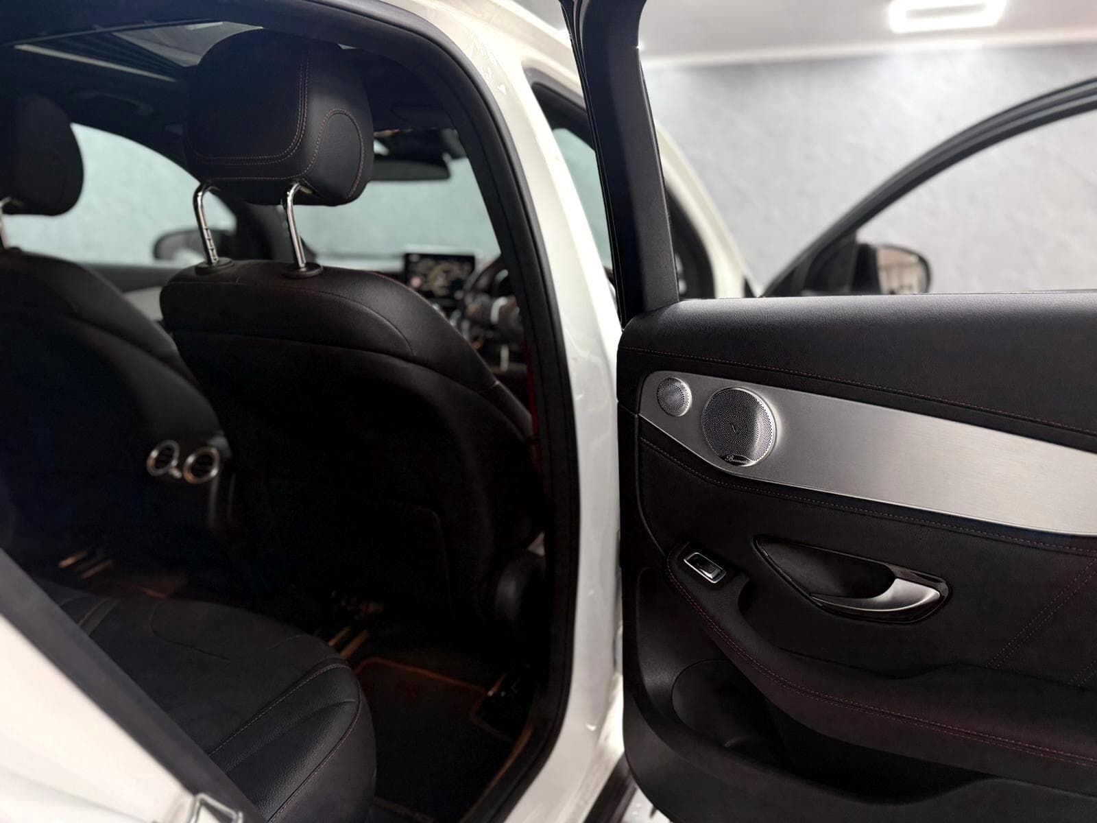 2018 Mercedes-Benz GLC - Thumbnail 50