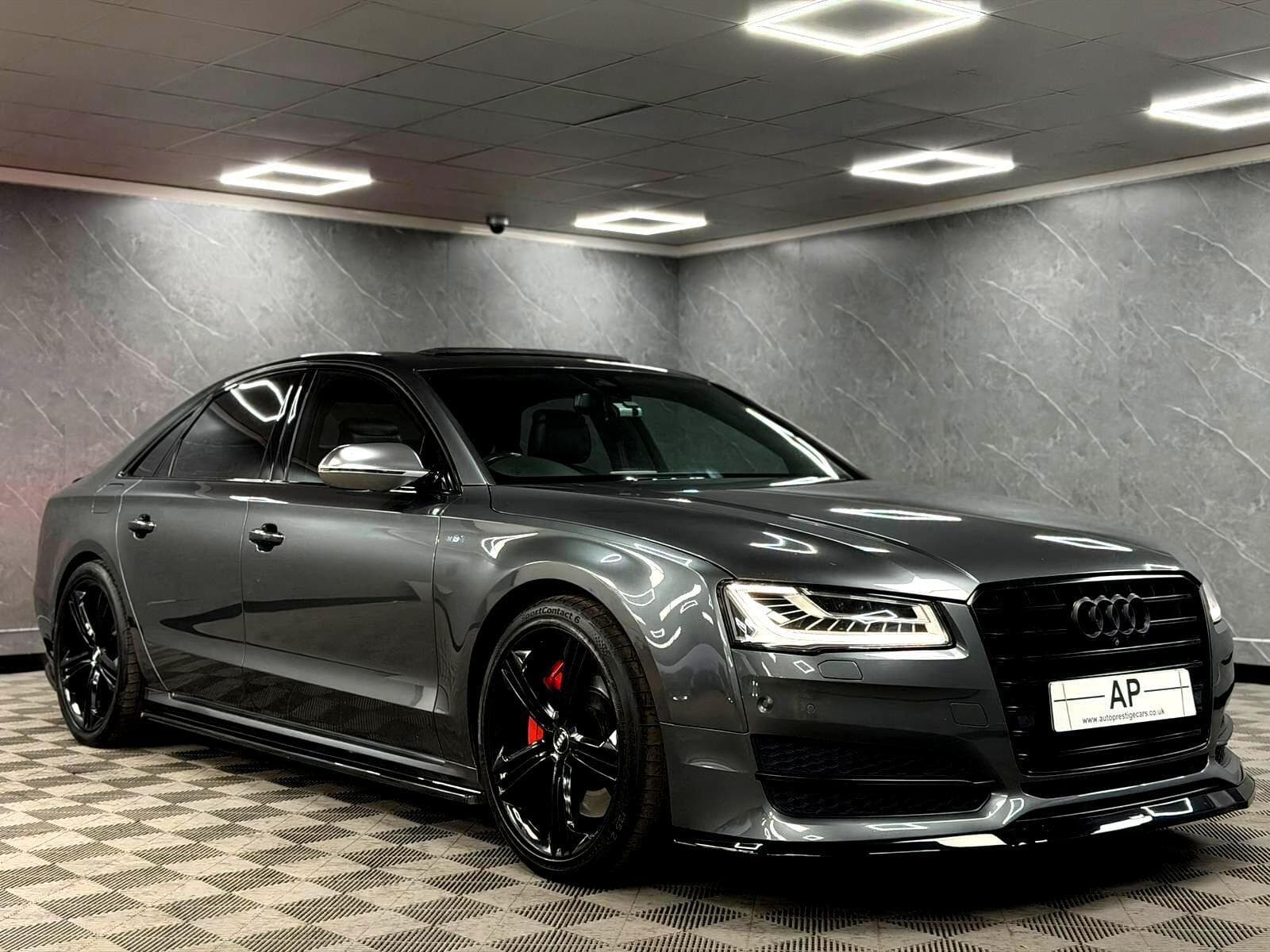 2015 Audi S8 - Thumbnail 34