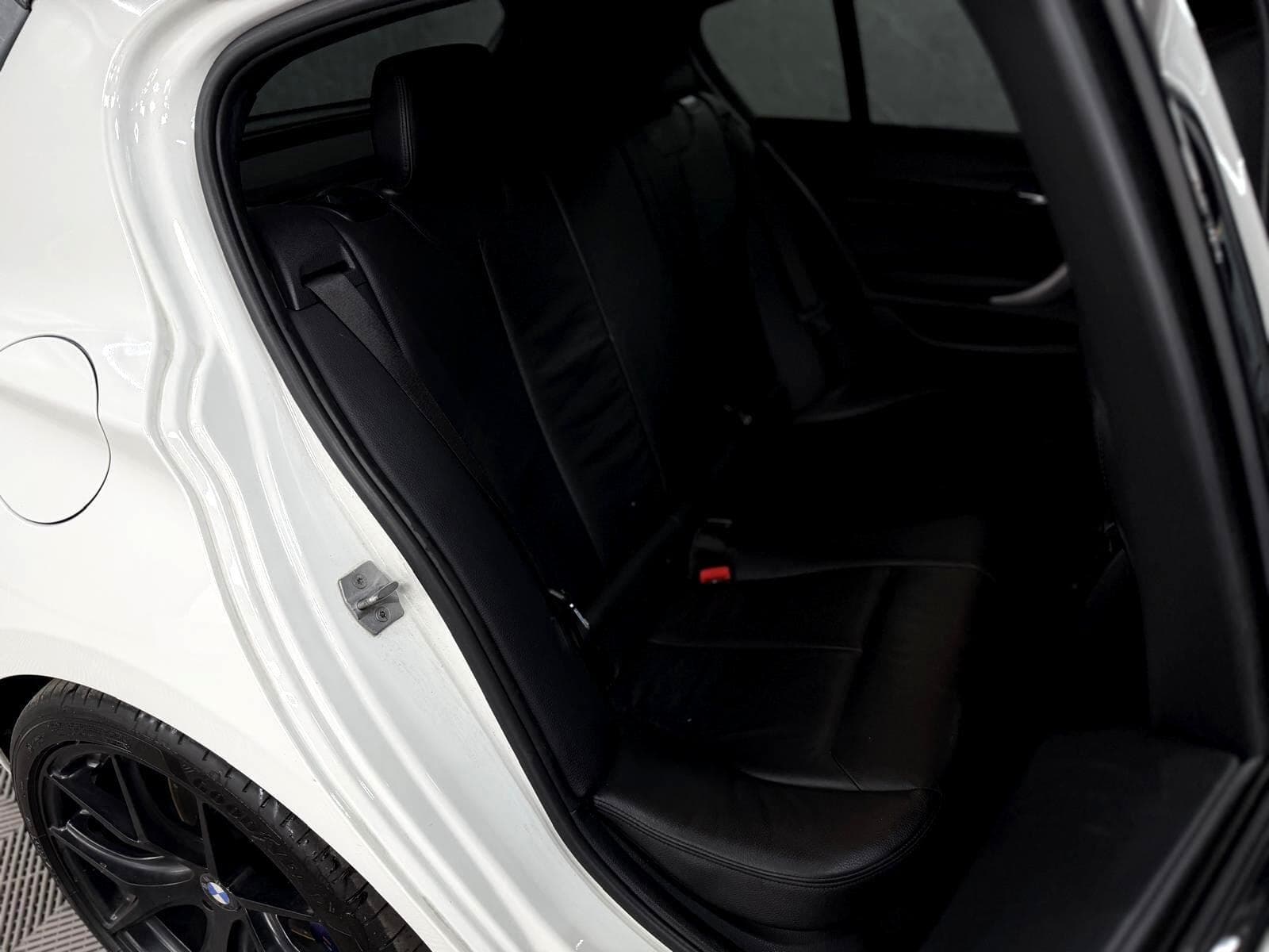 2018 BMW 1 Series - Thumbnail 40