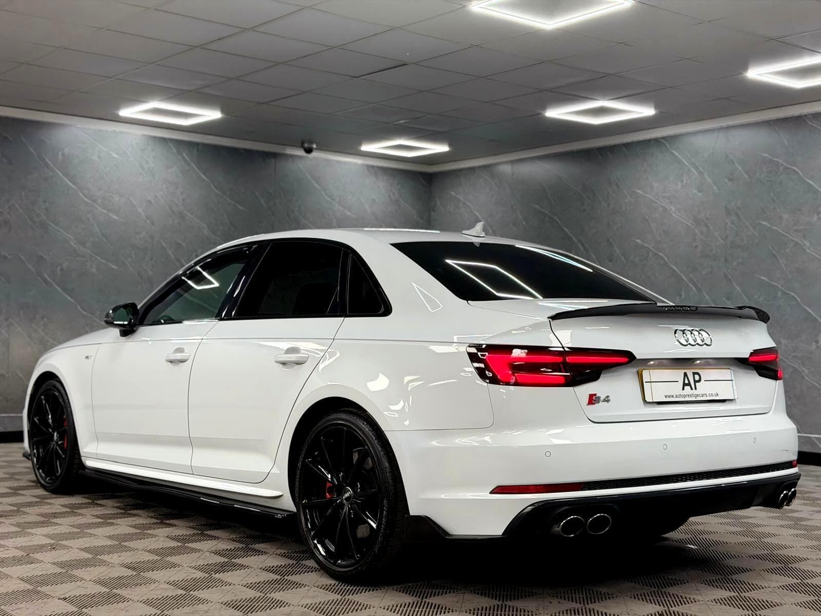 2017 Audi S4 - Thumbnail 22