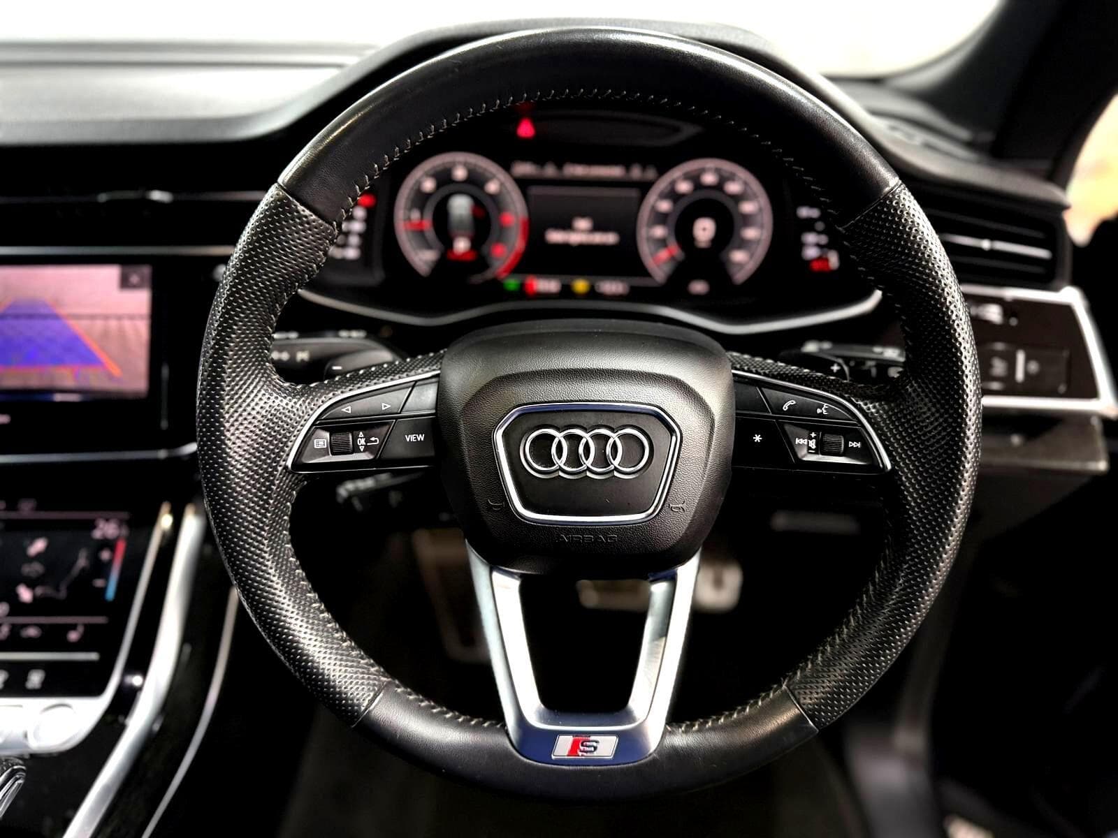 2019 Audi Q8 - Thumbnail 37