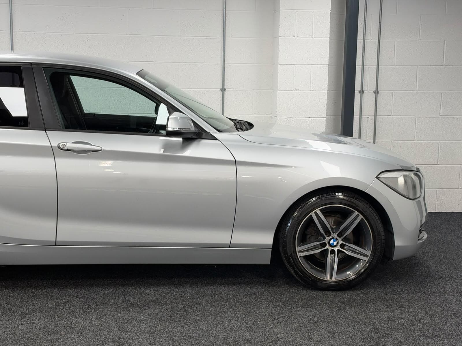 2012 BMW 1 Series - Thumbnail 39