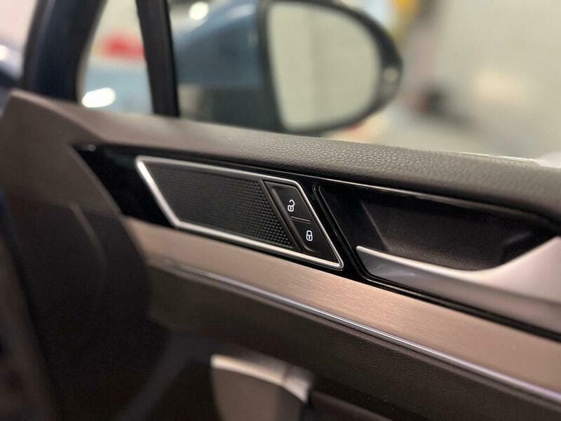 2015 Volkswagen Passat - Thumbnail 24