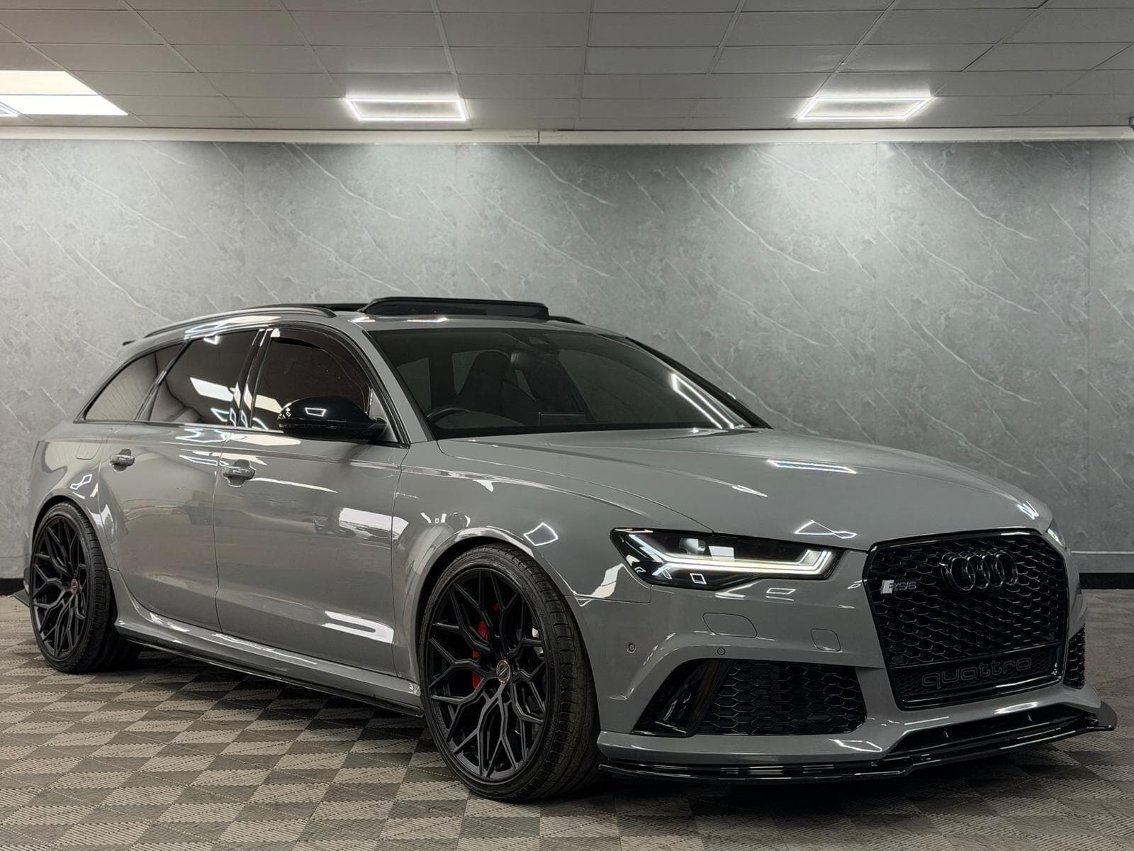 2016 Audi RS6 Avant - Thumbnail 44