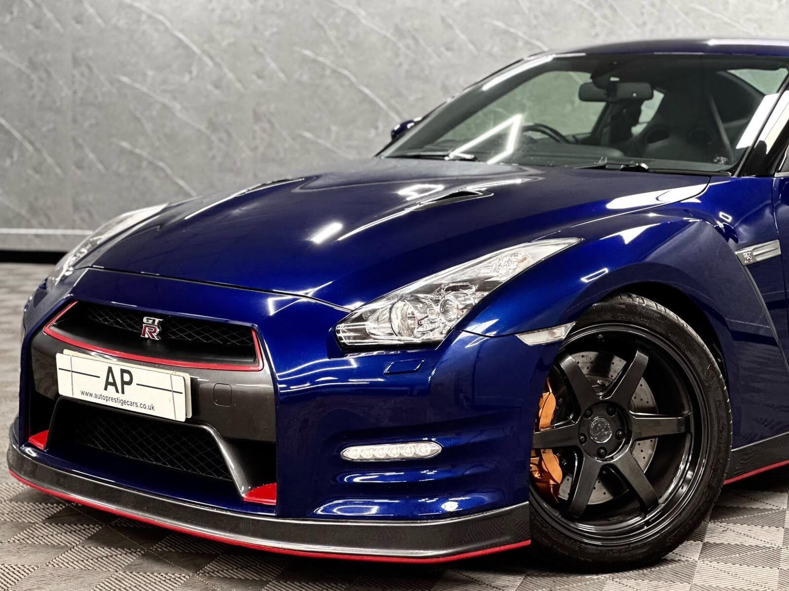 2012 Nissan GT-R - Thumbnail 29