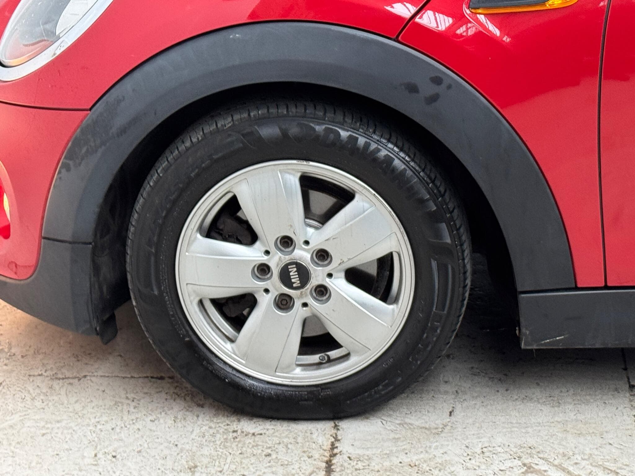 2015 MINI Hatch - Thumbnail 21