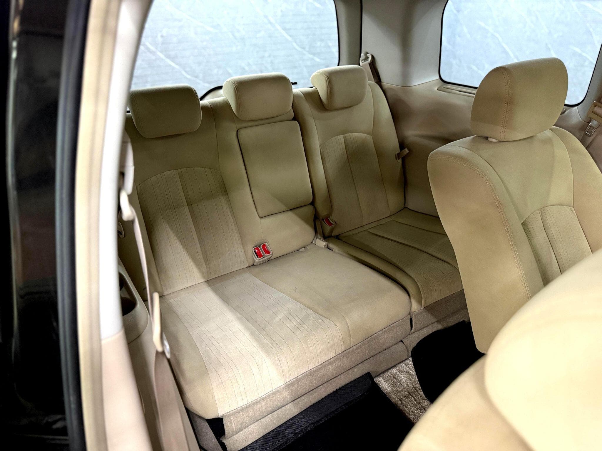 2011 Nissan Elgrand - Thumbnail 37