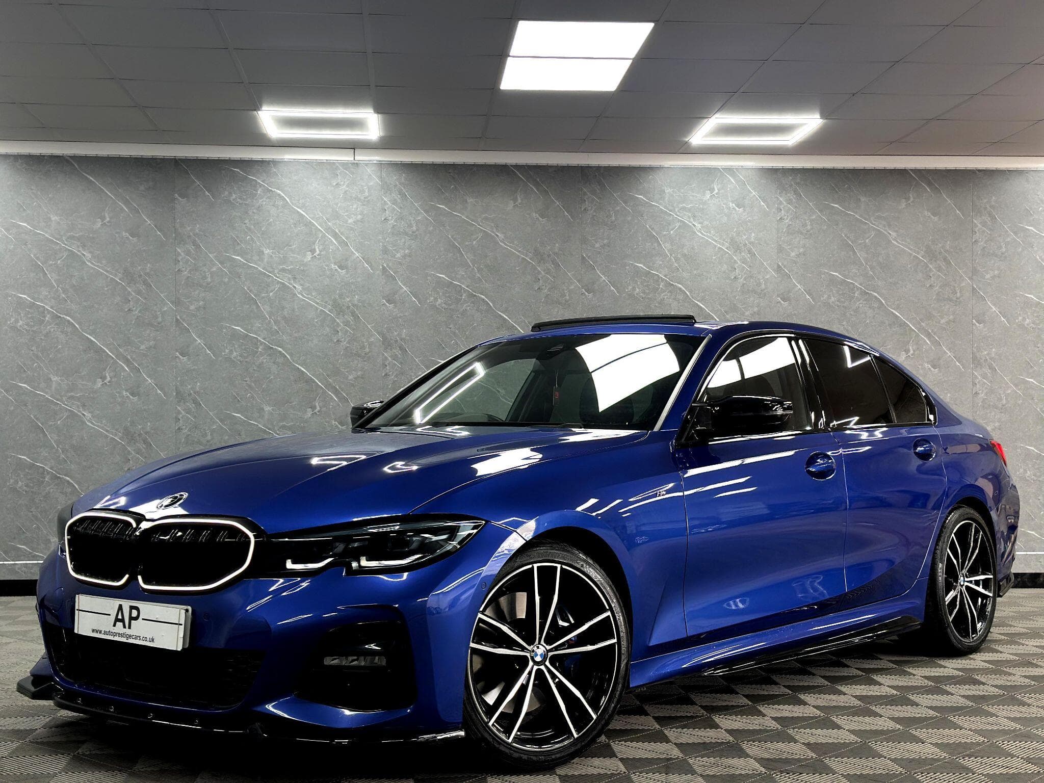 2019 BMW 3 Series - Thumbnail 11