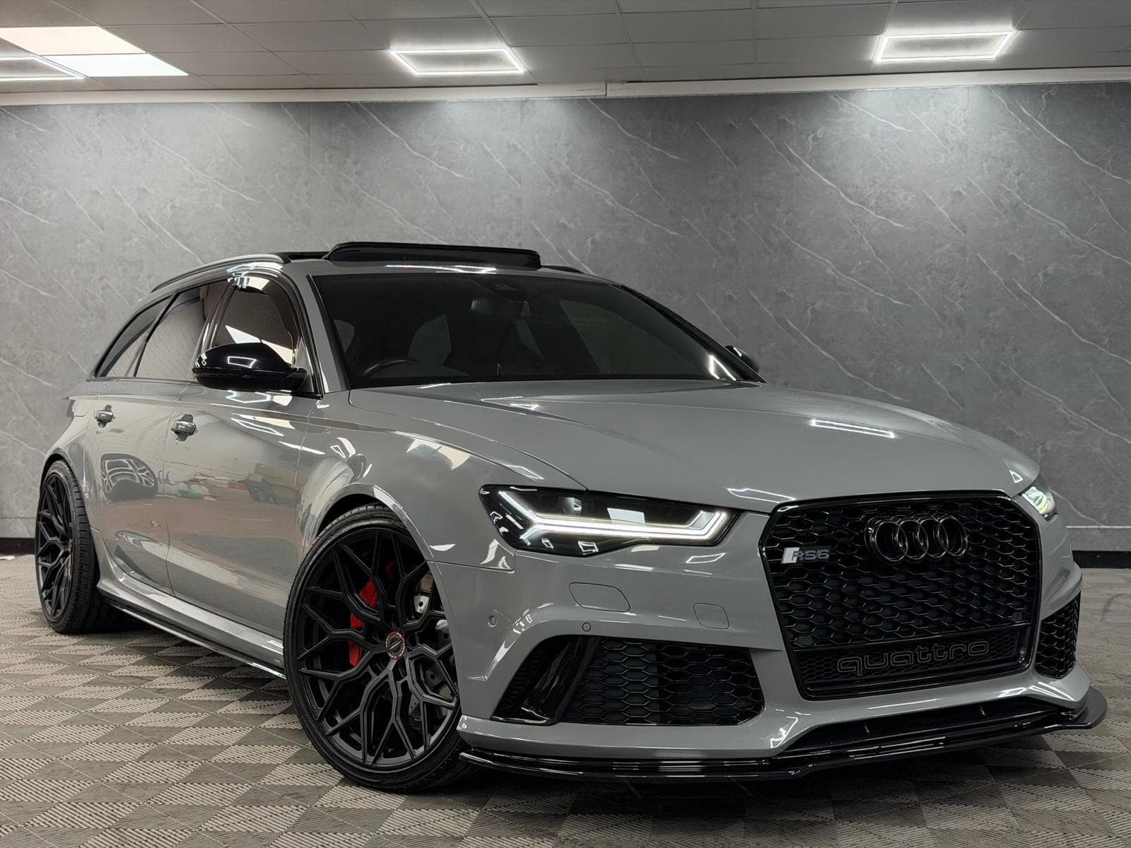 2016 Audi RS6 Avant - Thumbnail 41