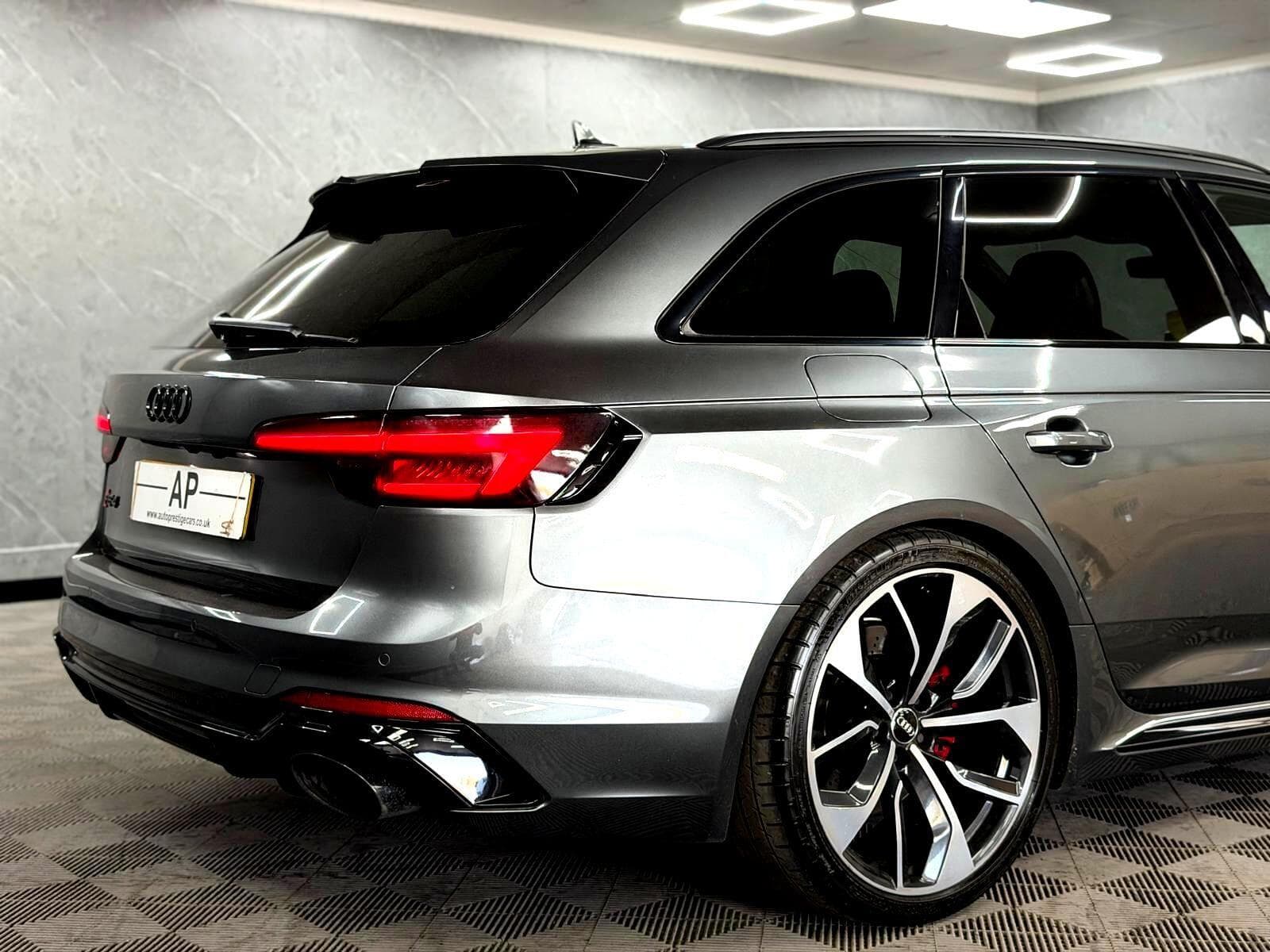 2018 Audi RS4 Avant - Thumbnail 34