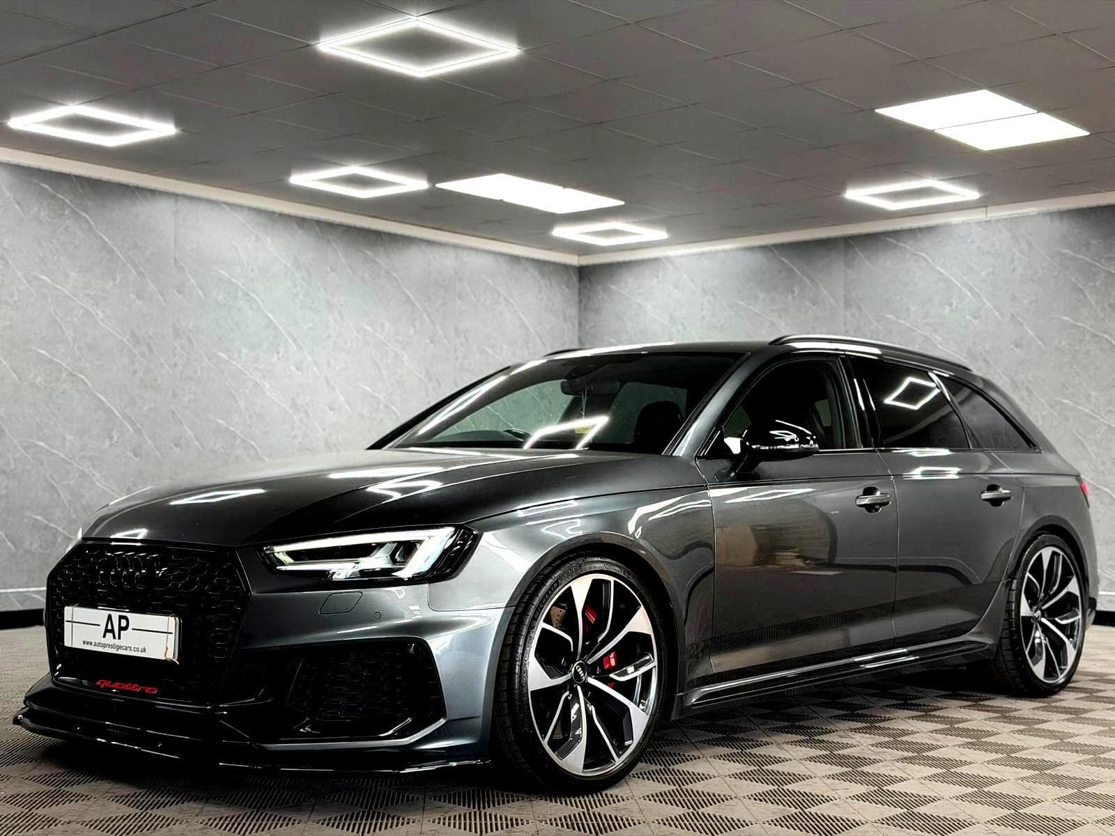 2018 Audi RS4 Avant - Thumbnail 19