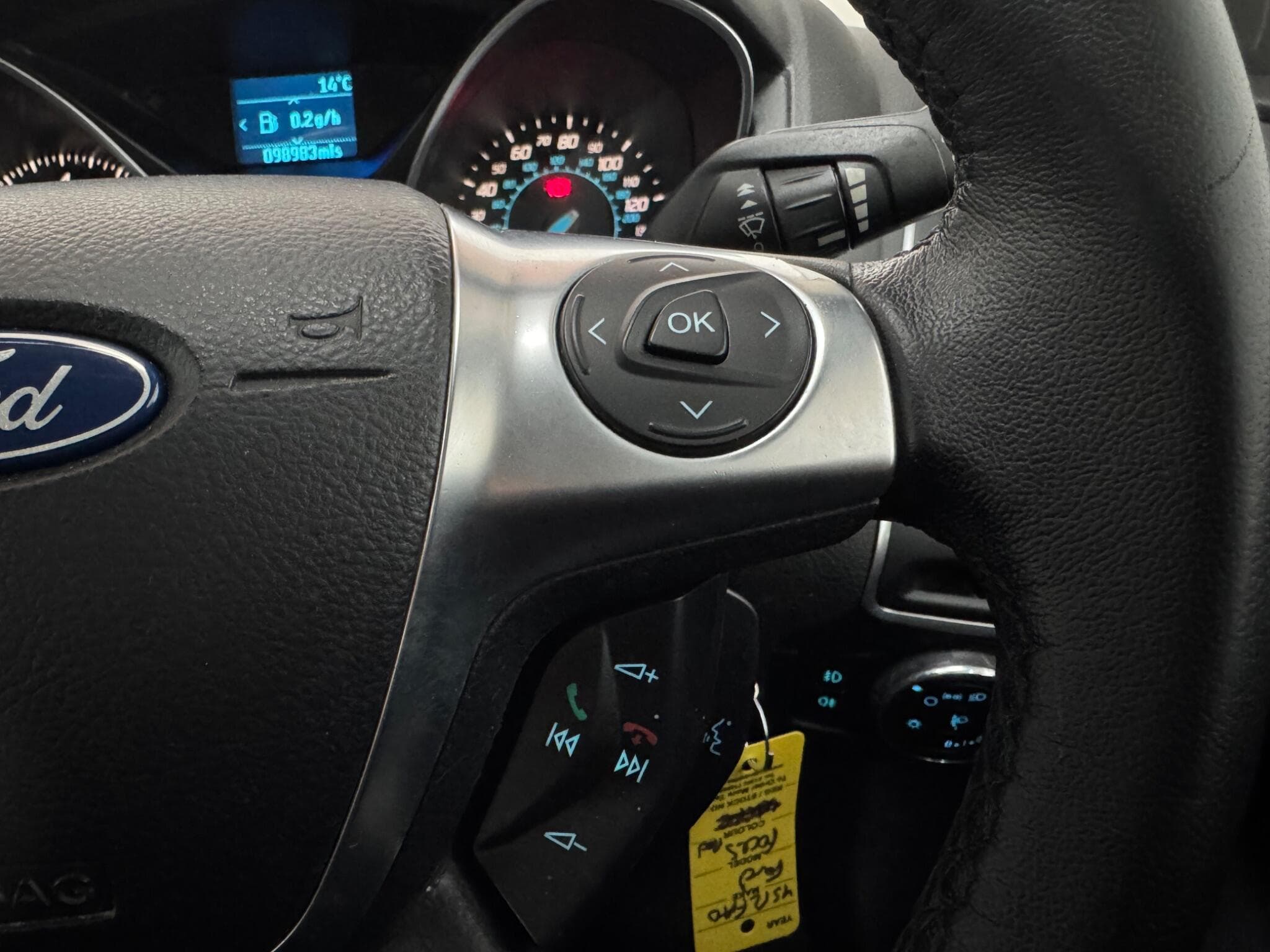 2012 Ford Focus - Thumbnail 19